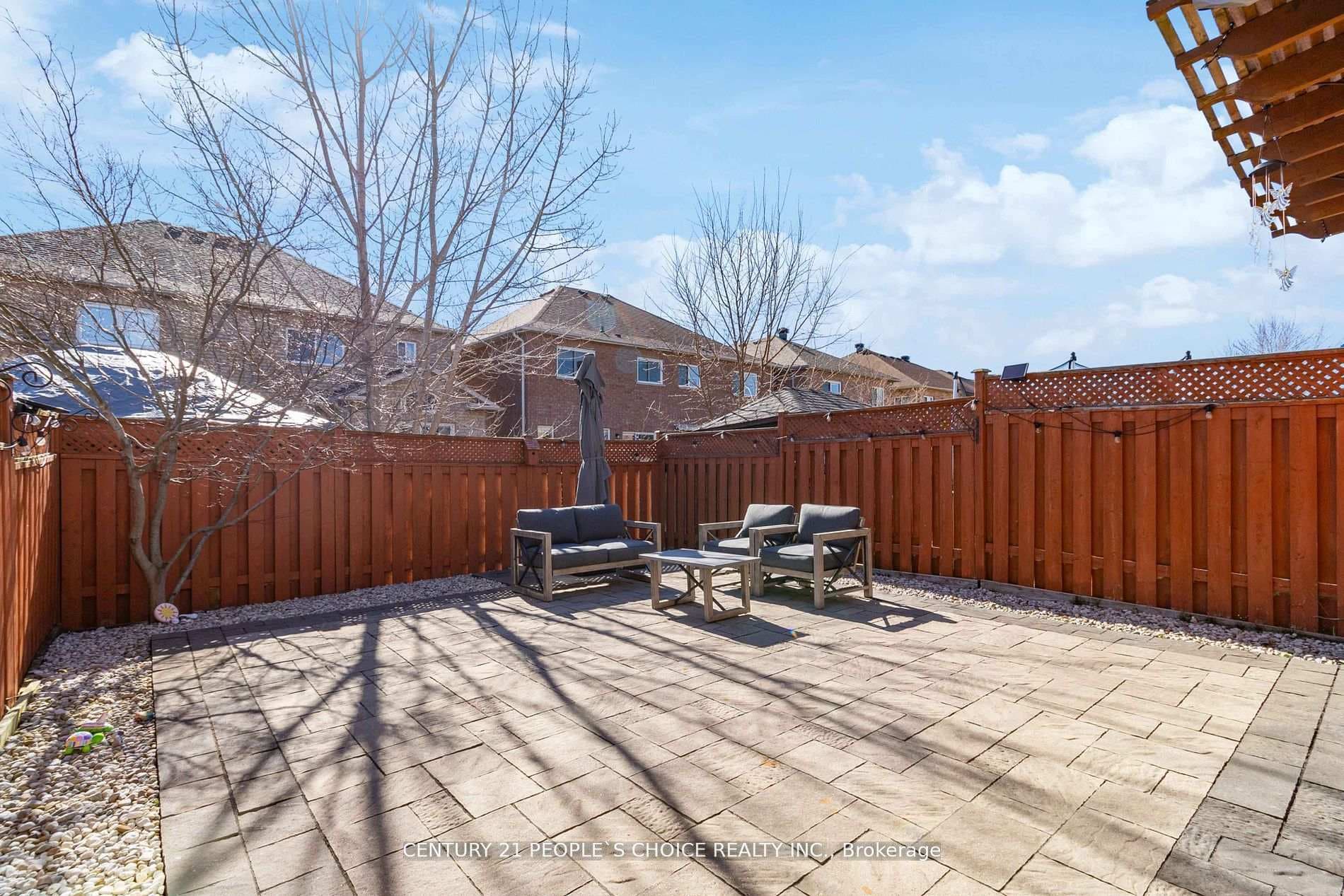 44 Snowberry Crescent photo 33