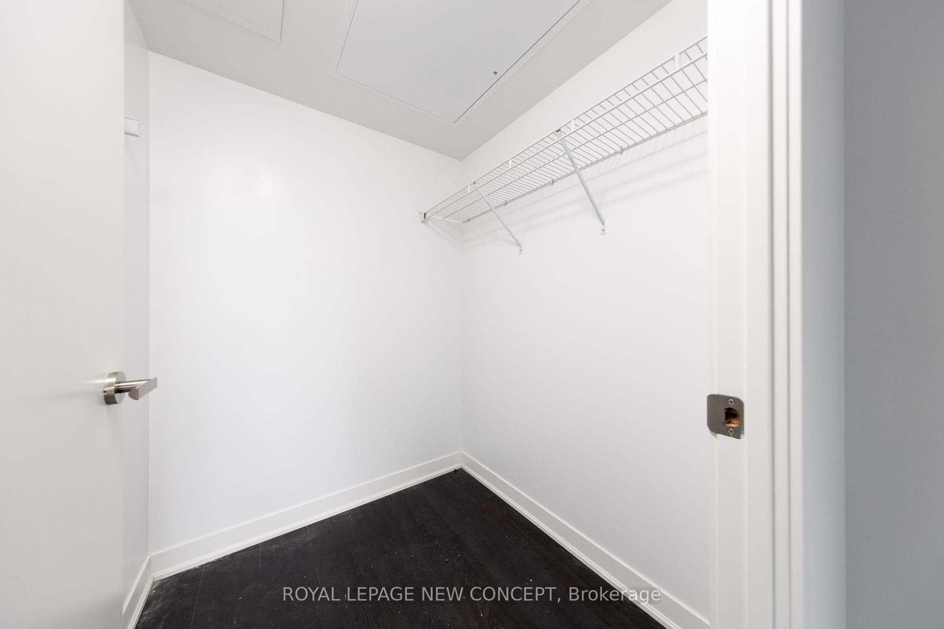 88 Harbour Street Unit 1408 photo 13