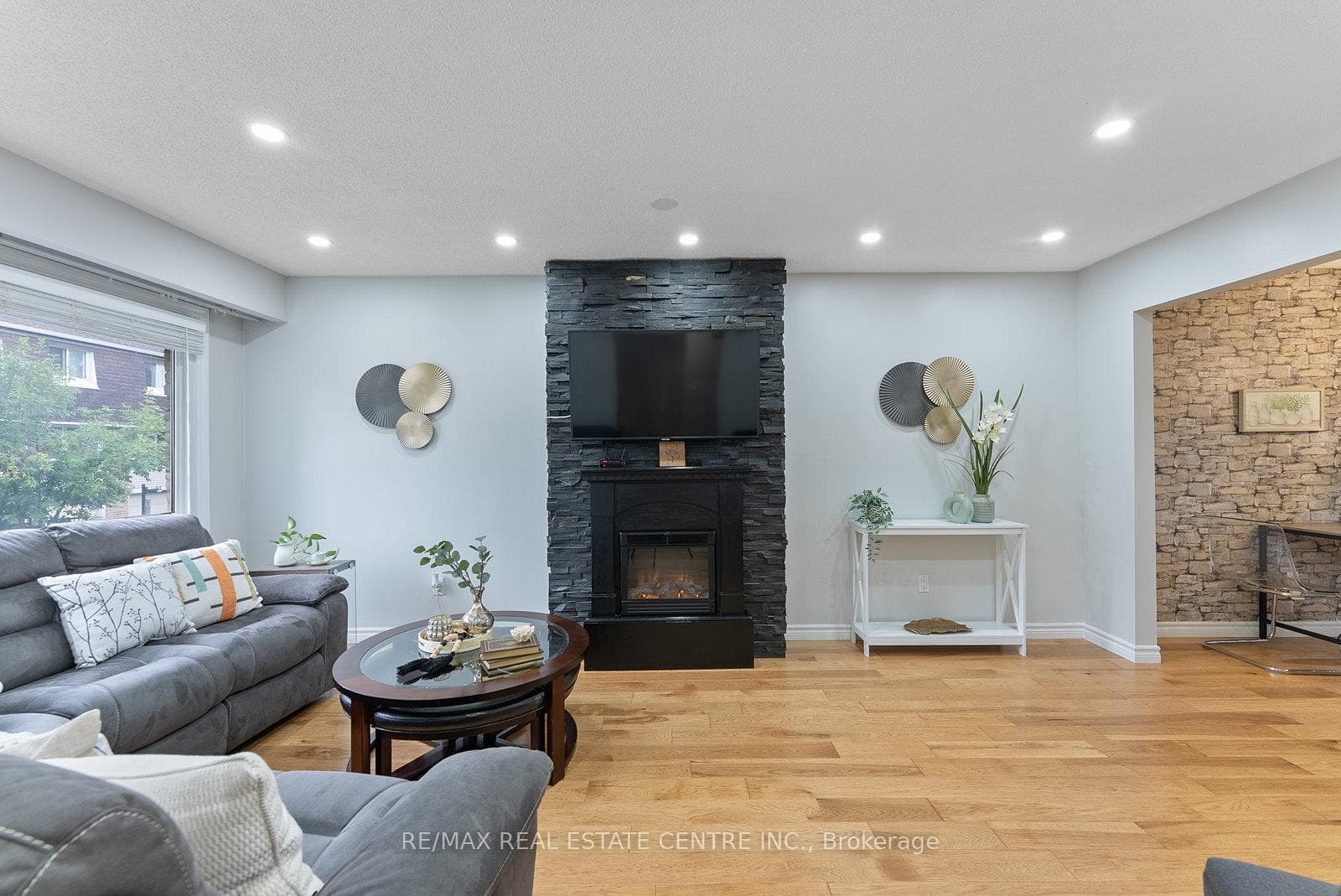 830 Stainton Drive Unit 10 photo 6
