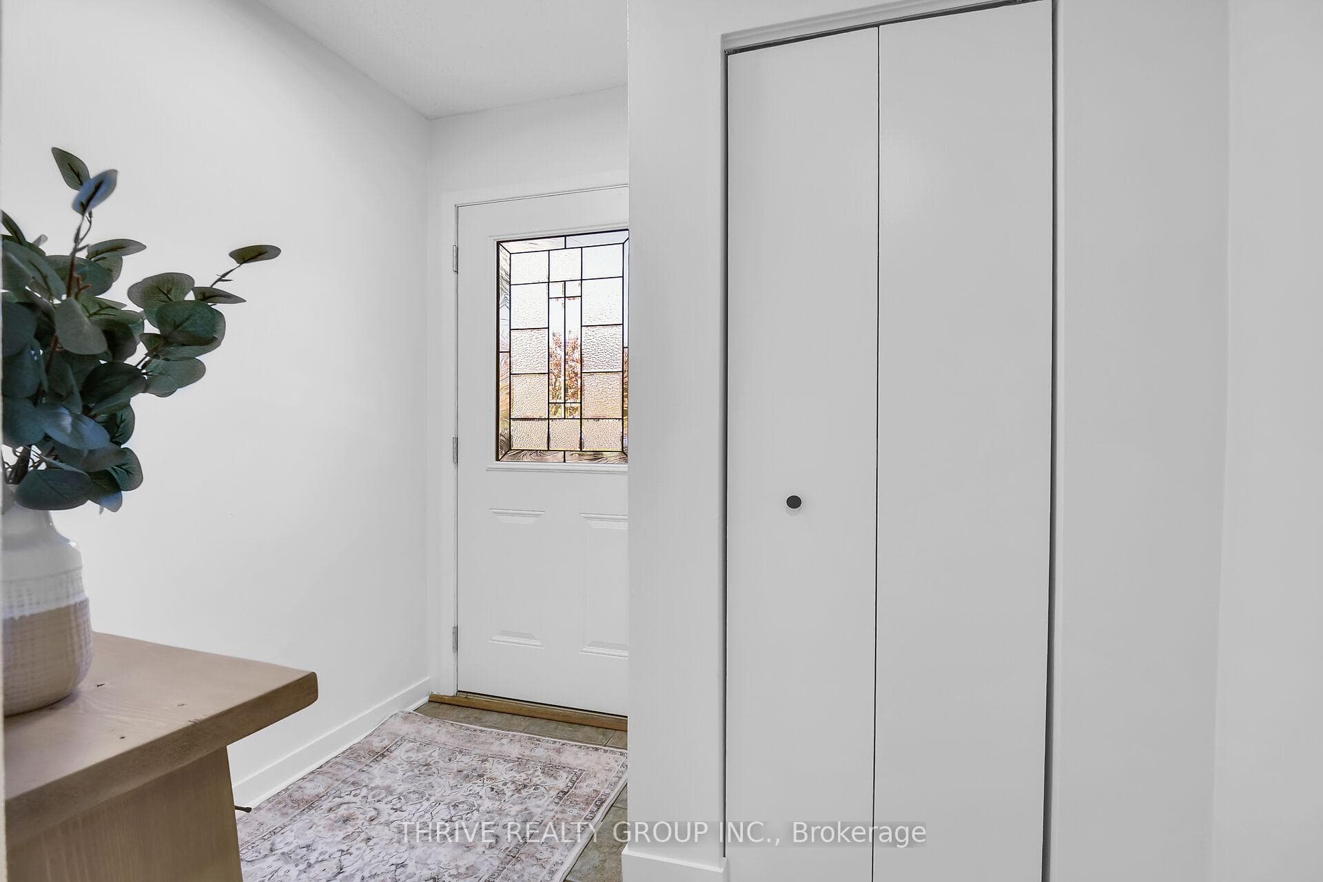 567 GAINSBOROUGH Road photo 10