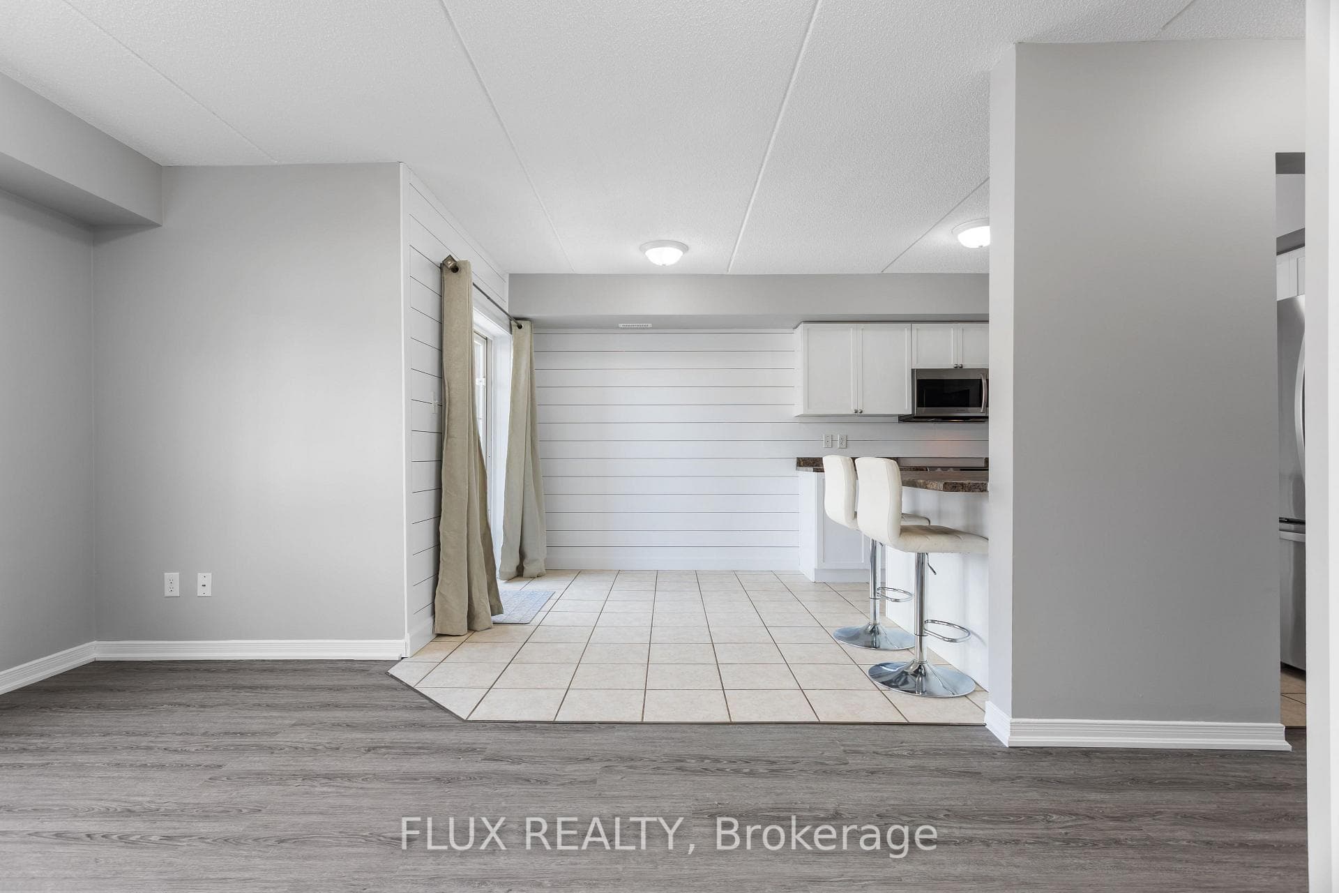 950 Highland Road Unit 20 photo 27