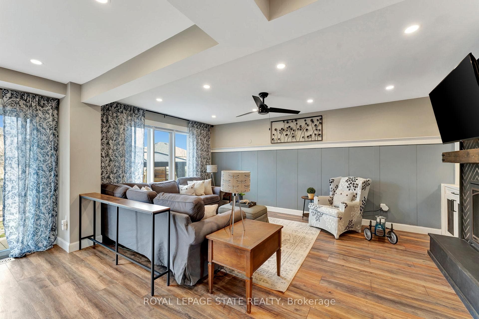 33 Magenta Court photo 6