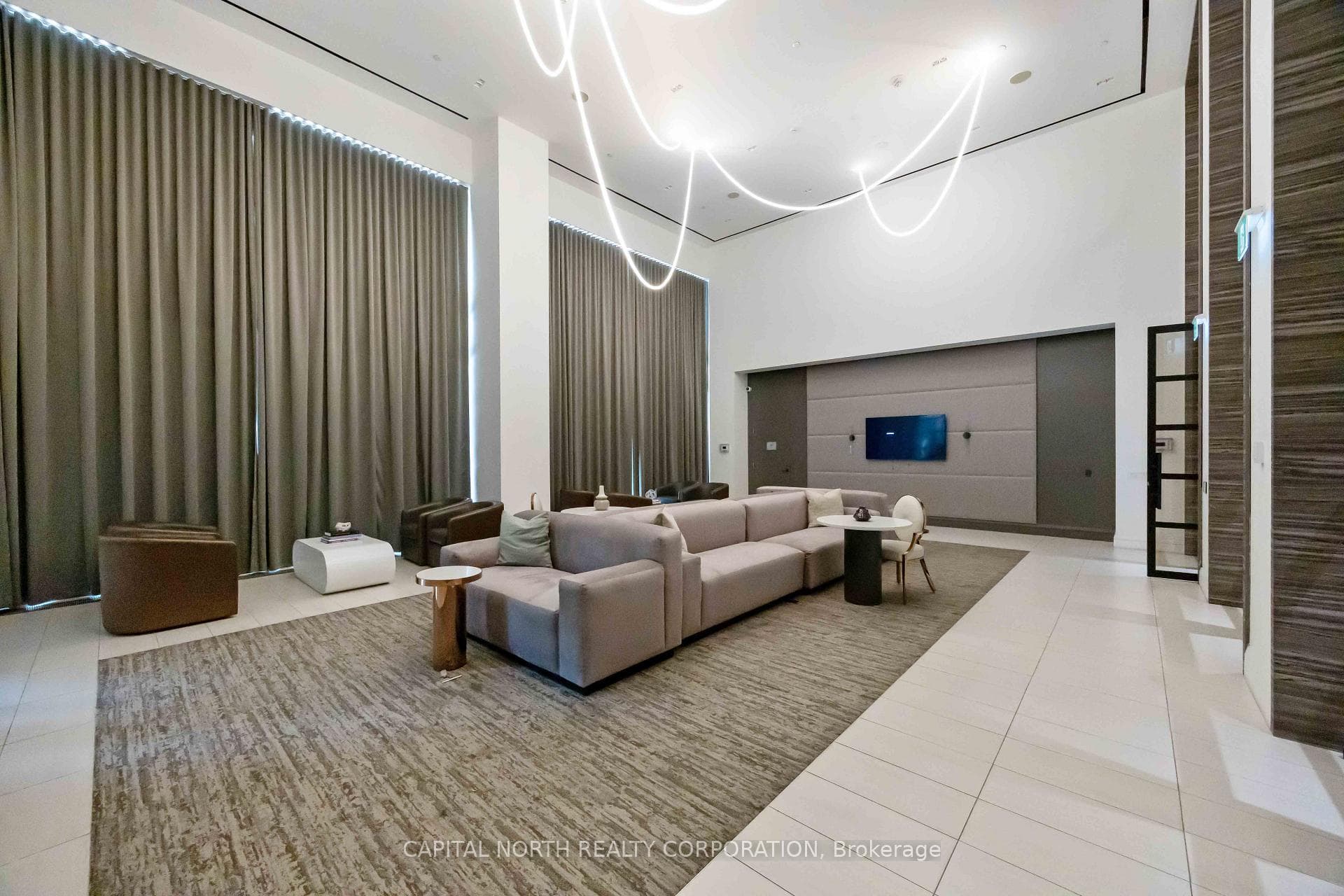 39 Roehampton Avenue Unit 3103 photo 3