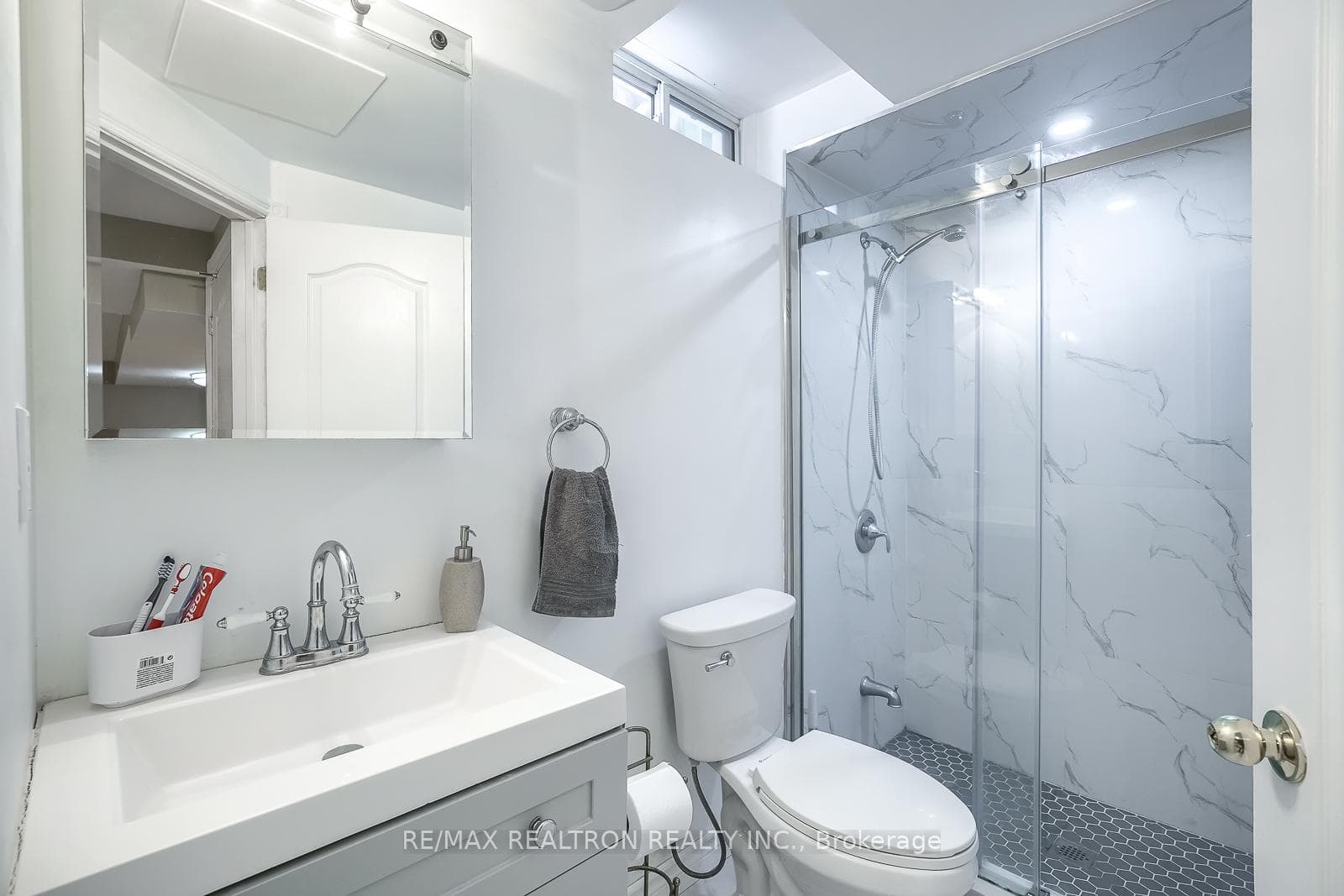 6391 Ormindale Way photo 39