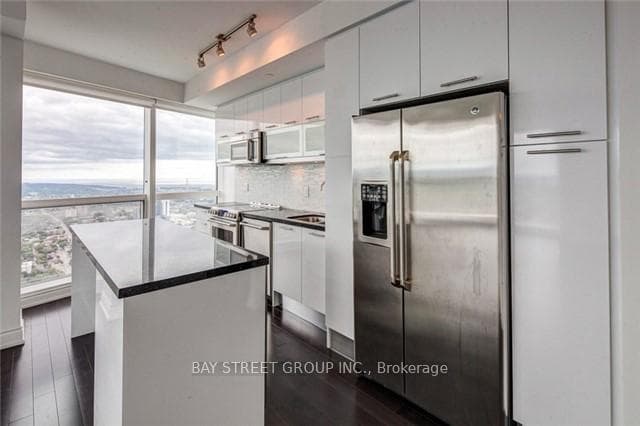 Kitchen 3