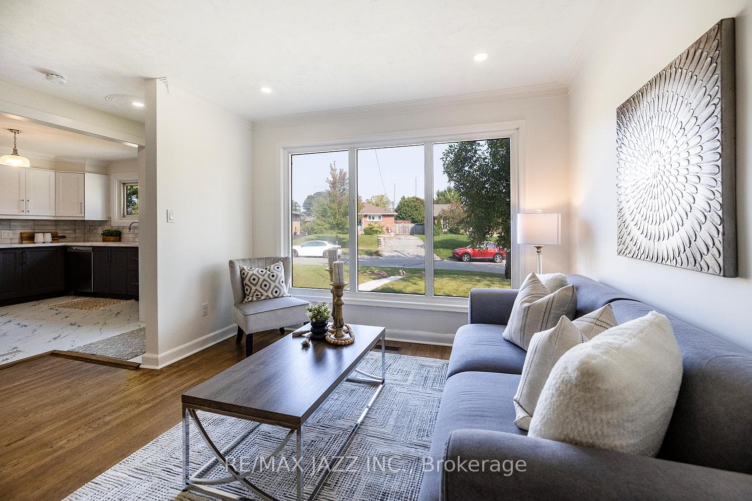 410 Elizabeth Street photo 7