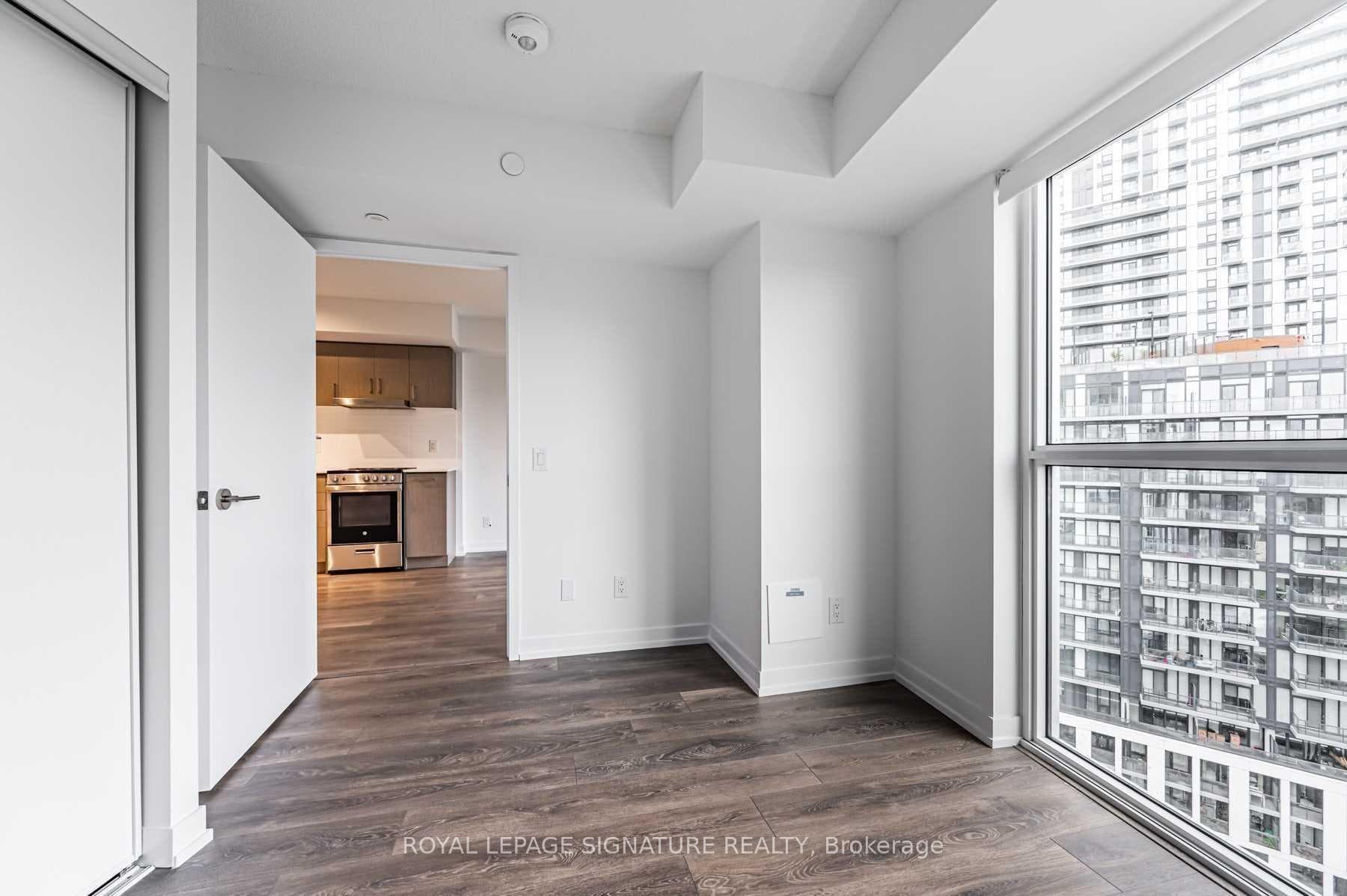 219 Dundas Street Unit 2108 photo 17