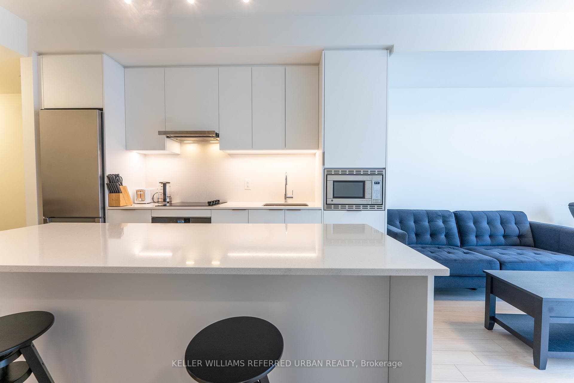 3079 Trafalgar Road Unit 1511 photo 1