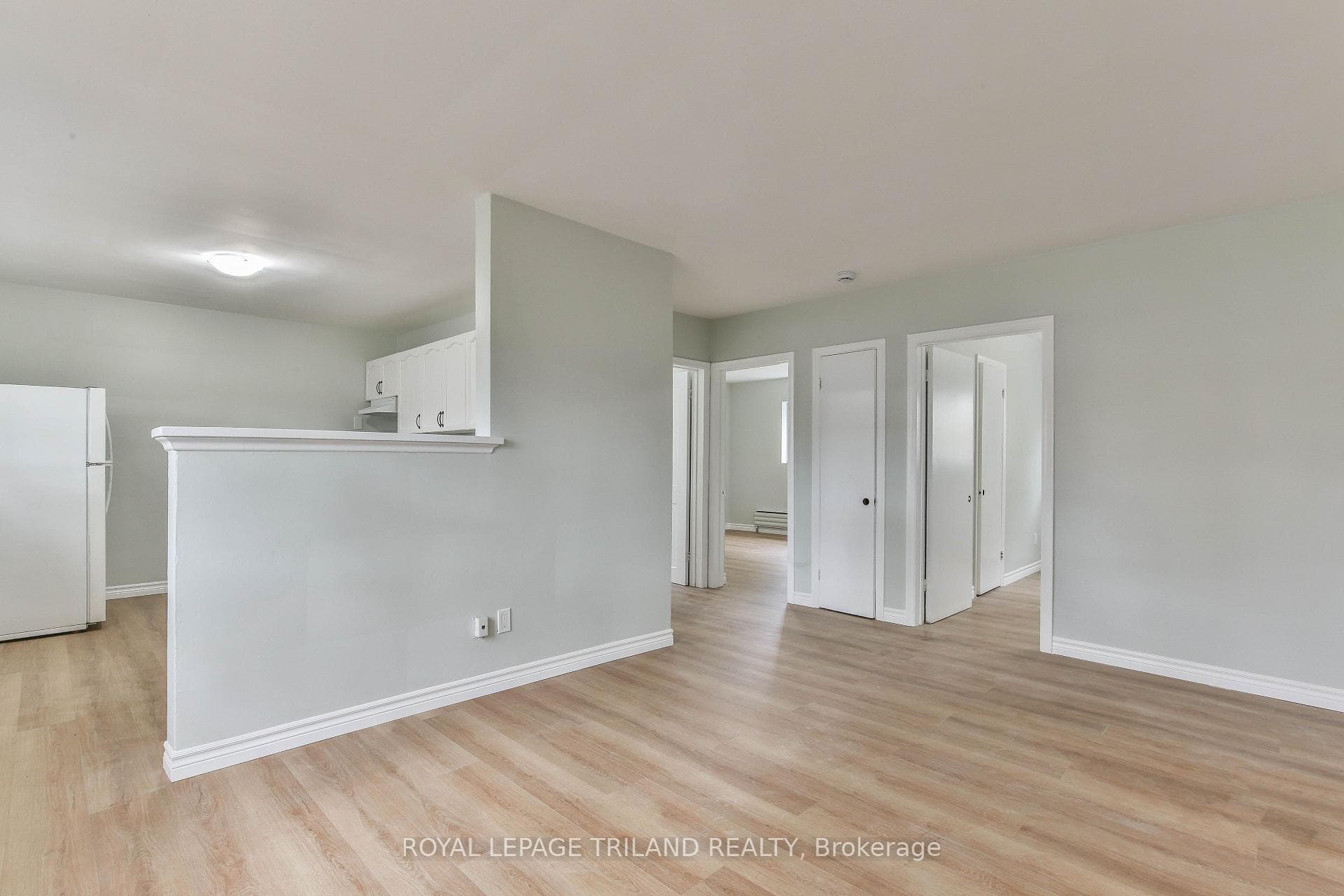 358 Hilton Avenue Unit 2 photo 8