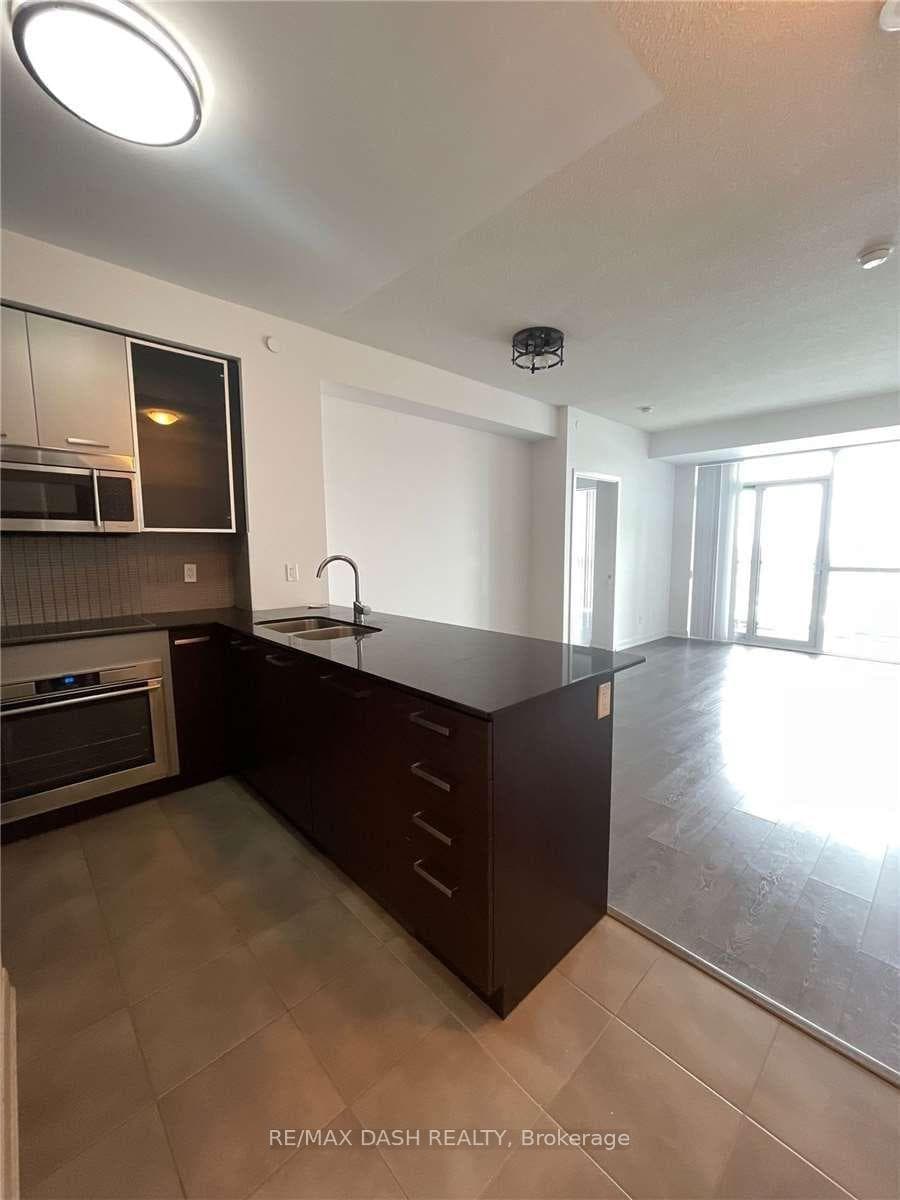 5168 Yonge Street Unit 3306 photo 9