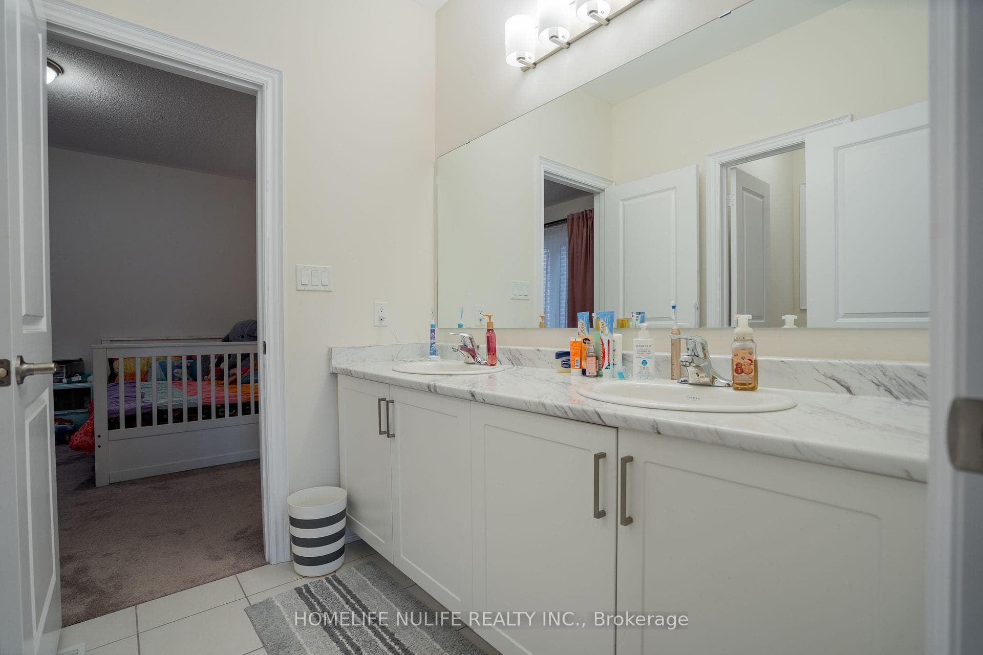 2422 Charles Cornwall Avenue photo 27