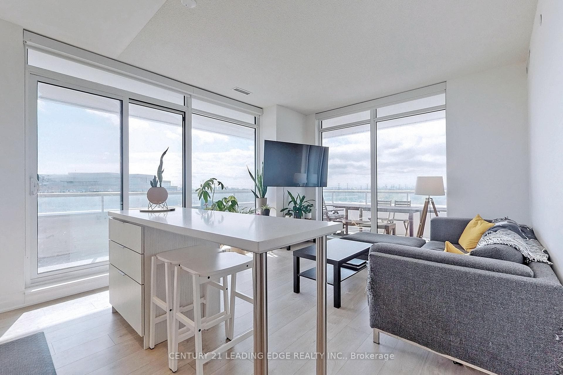 8 Rouge Valley Drive Unit 1013 photo 13