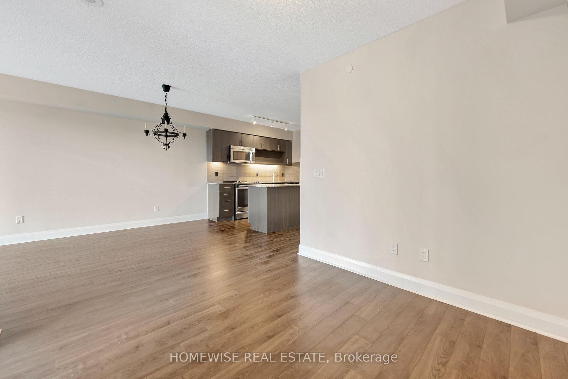 18 Graydon Hall Drive Unit 404 photo 16
