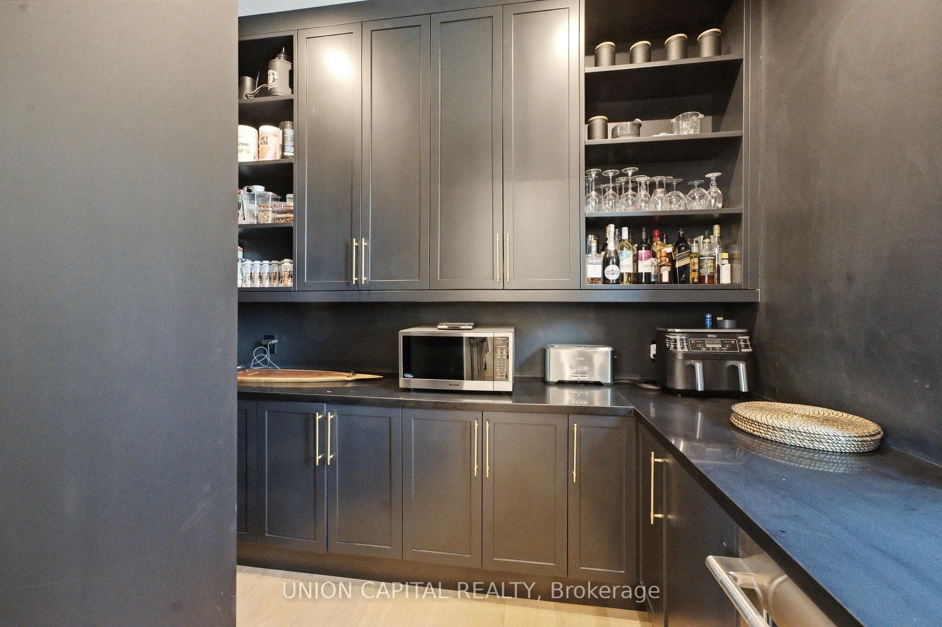 PANTRY