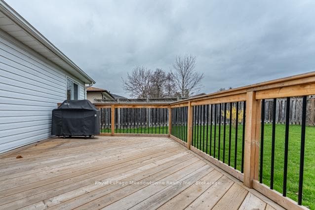 756 Mackenzie Drive photo 25
