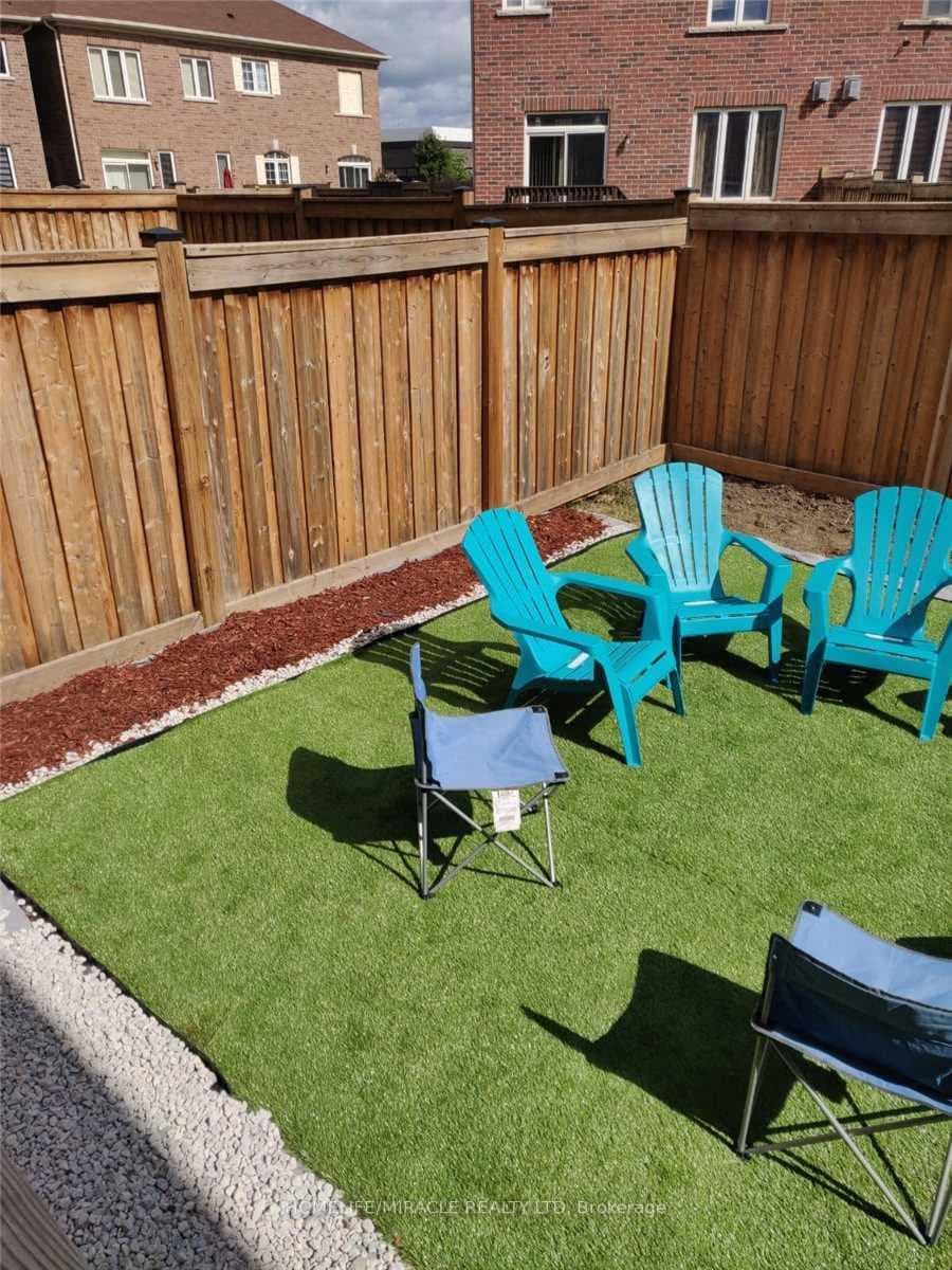91 Kempenfelt Trail photo 32