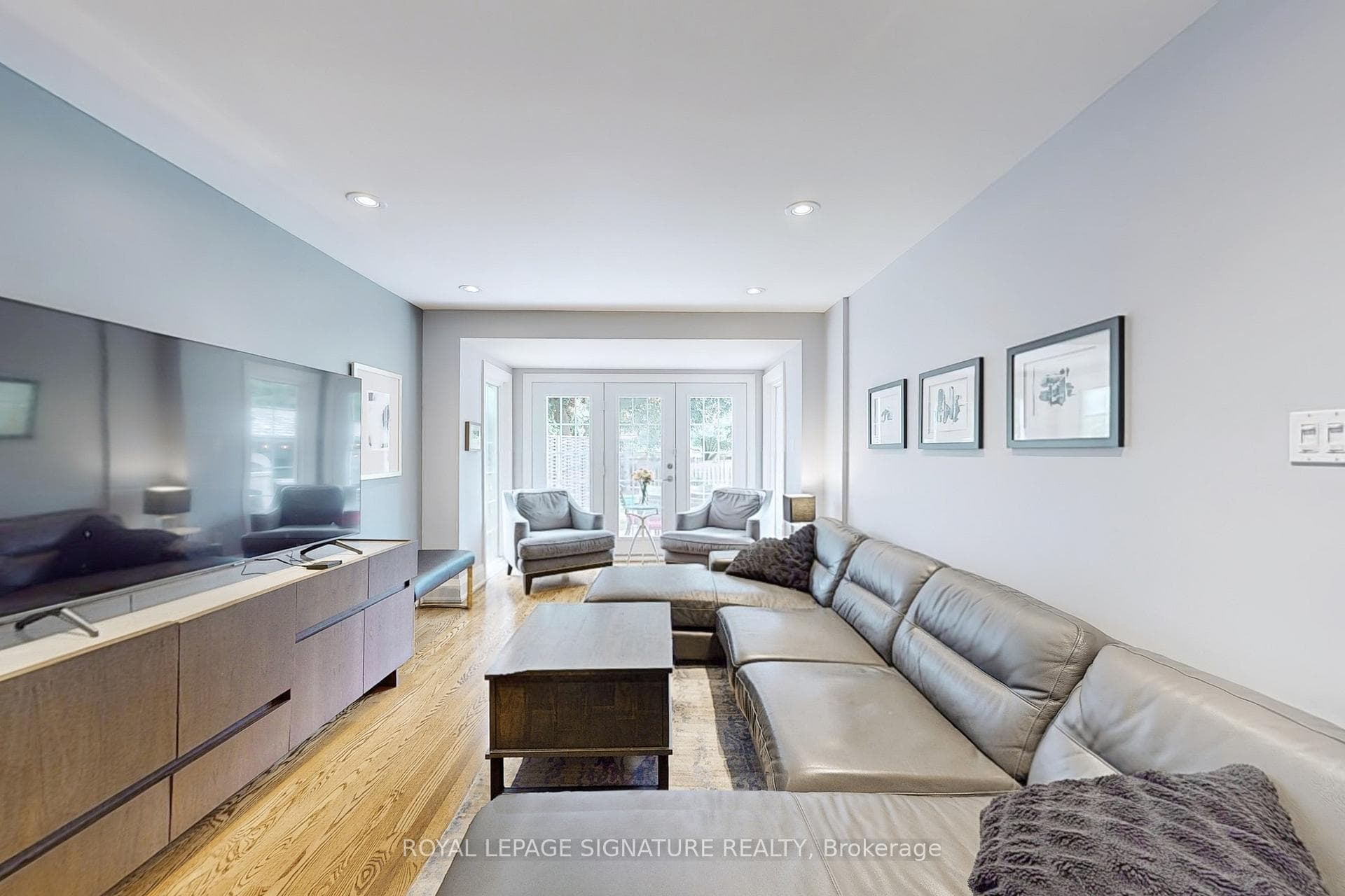 60 Ferndell Circle photo 17
