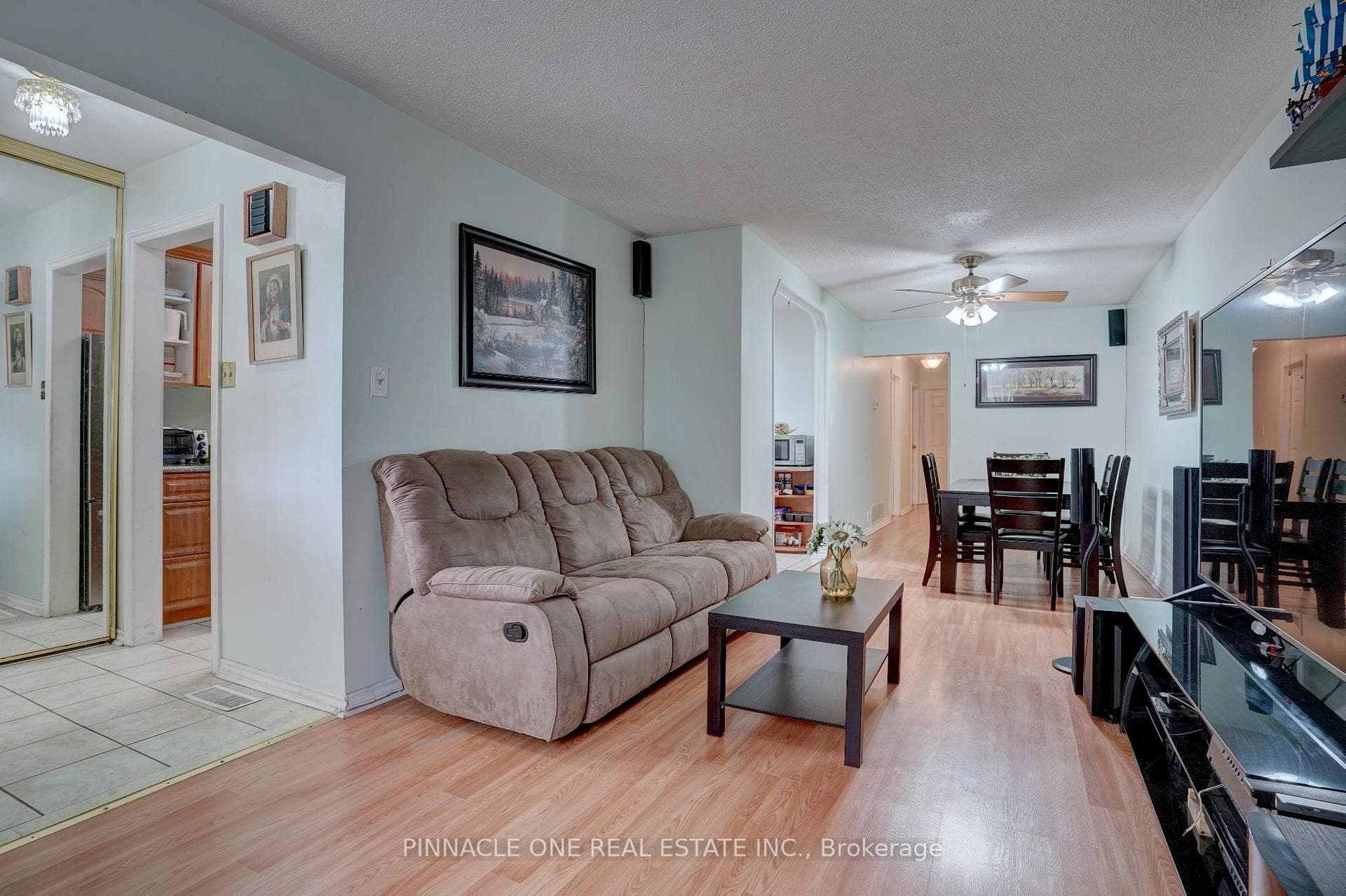 7655 Anaka Drive photo 13