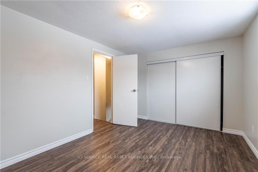 205 Carlyle Drive Unit 45 photo 17