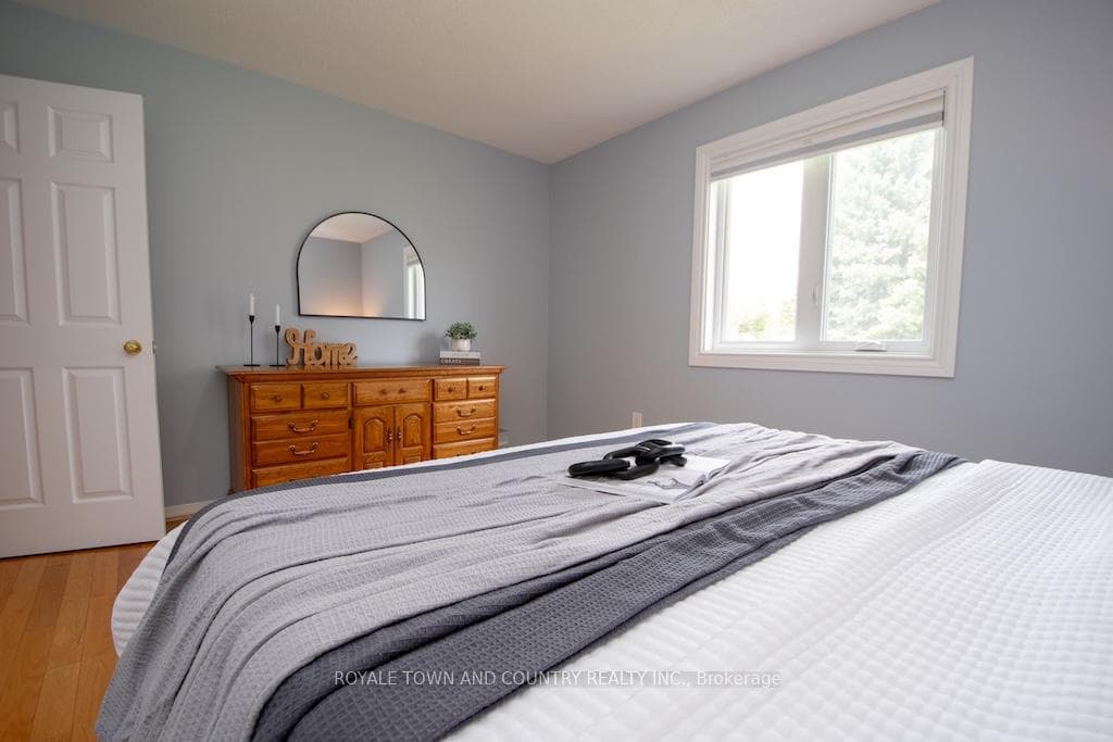 116 Cresswell Road photo 17