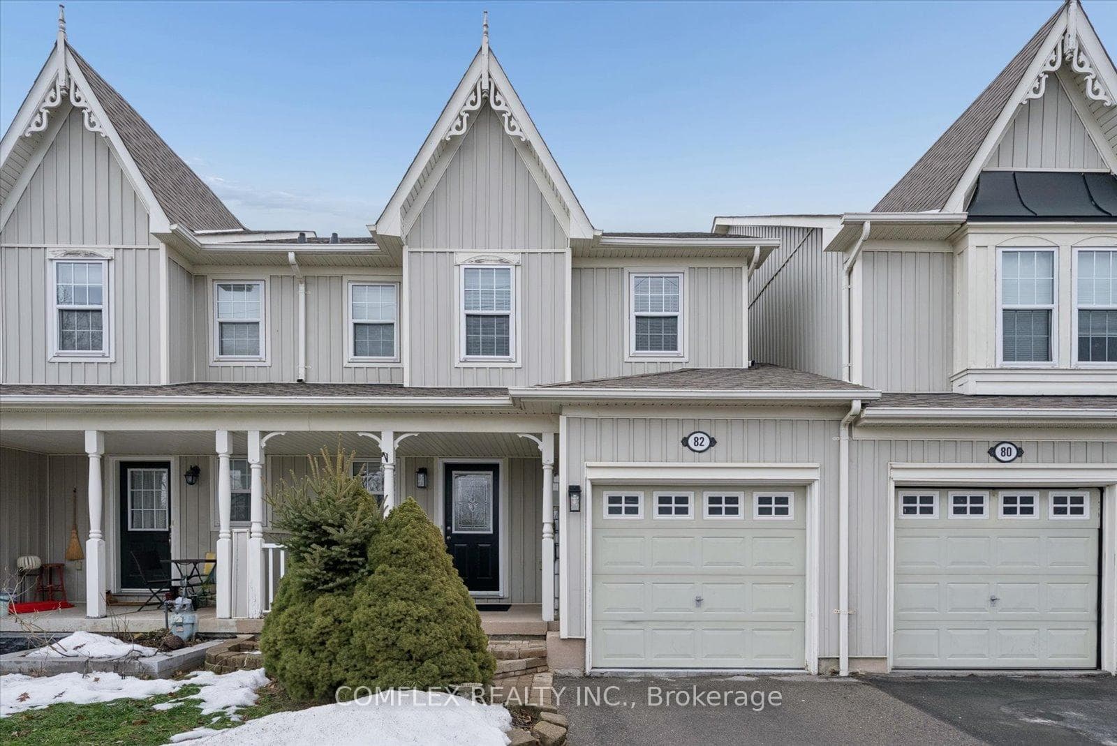 82 Bexley Crescent photo 1