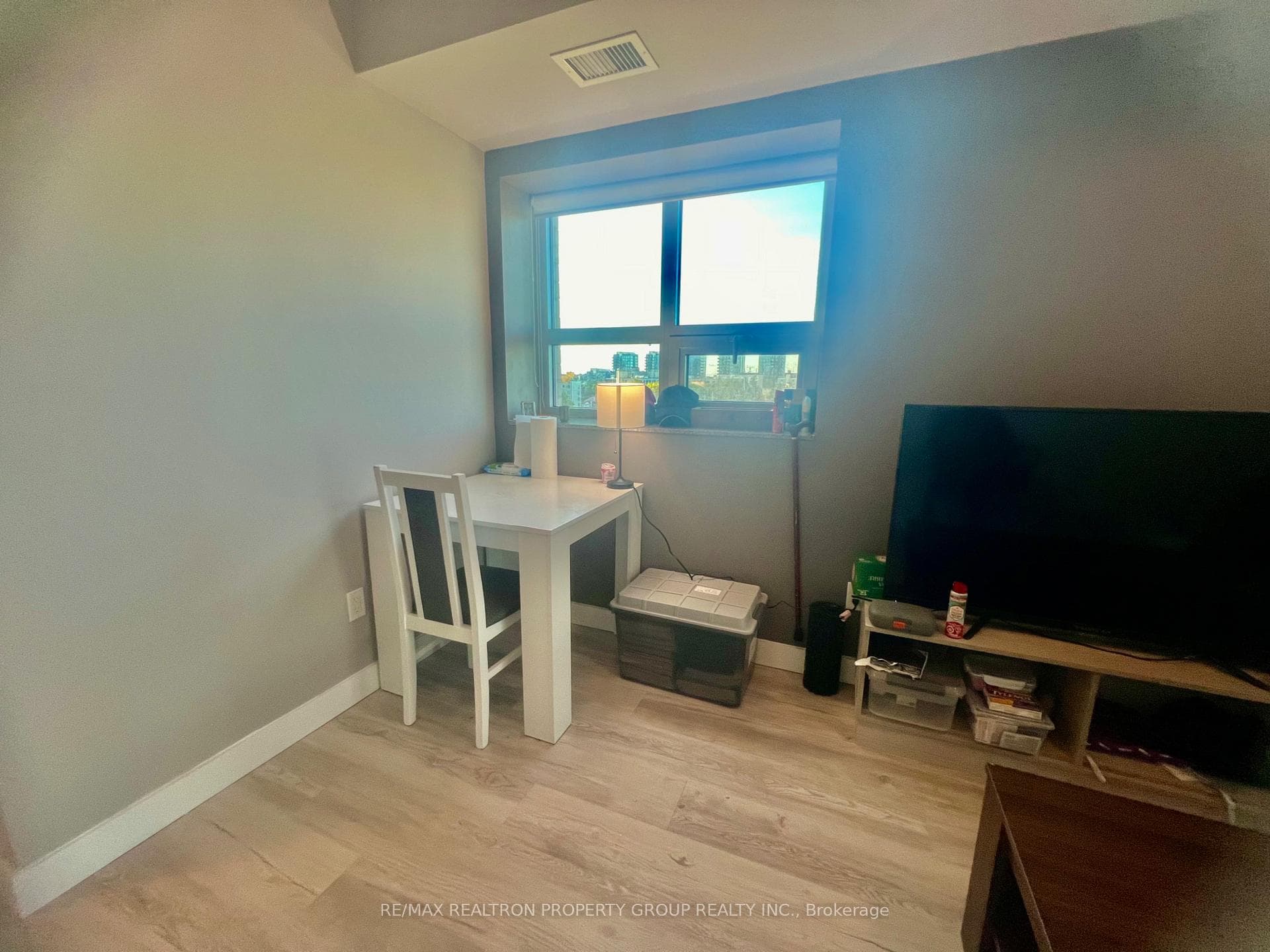 250 Albert Street Unit 706 photo 12