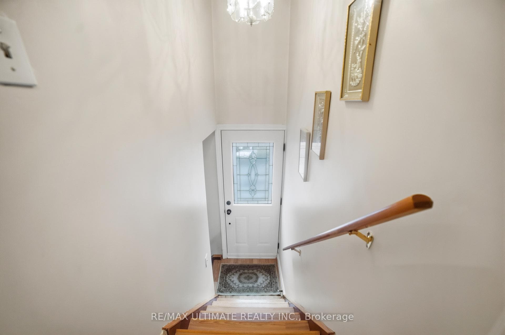 48 Savona Drive photo 17