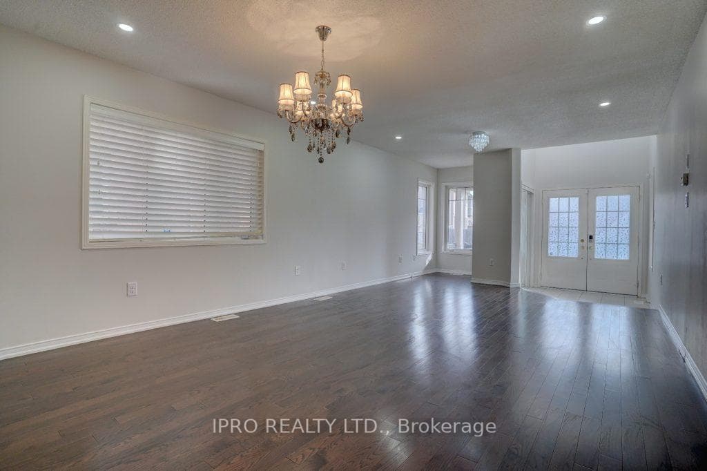 89 Westgate Avenue photo 3