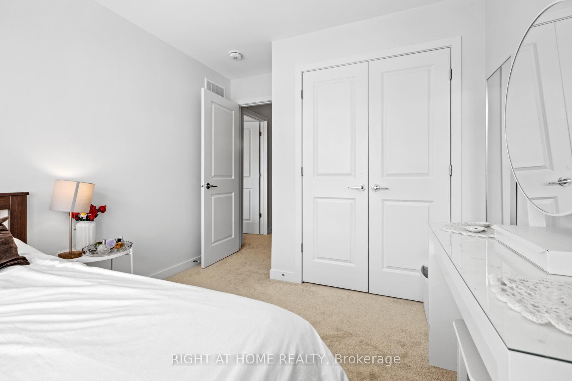 674 Honeydew Street photo 21