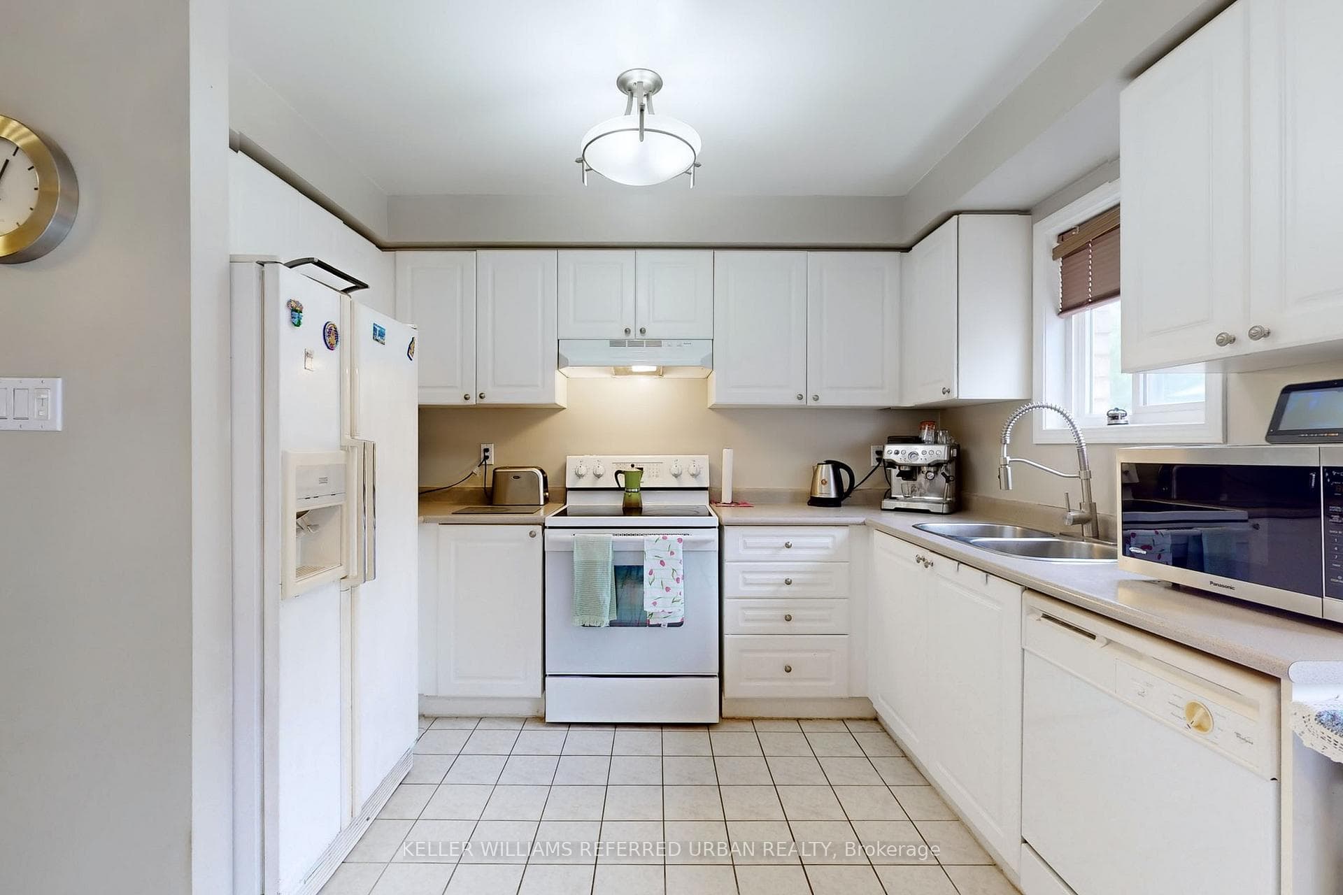 355 Ferndale Drive photo 6