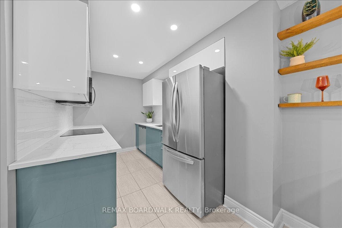 222 Russell Avenue Unit 304 photo 10