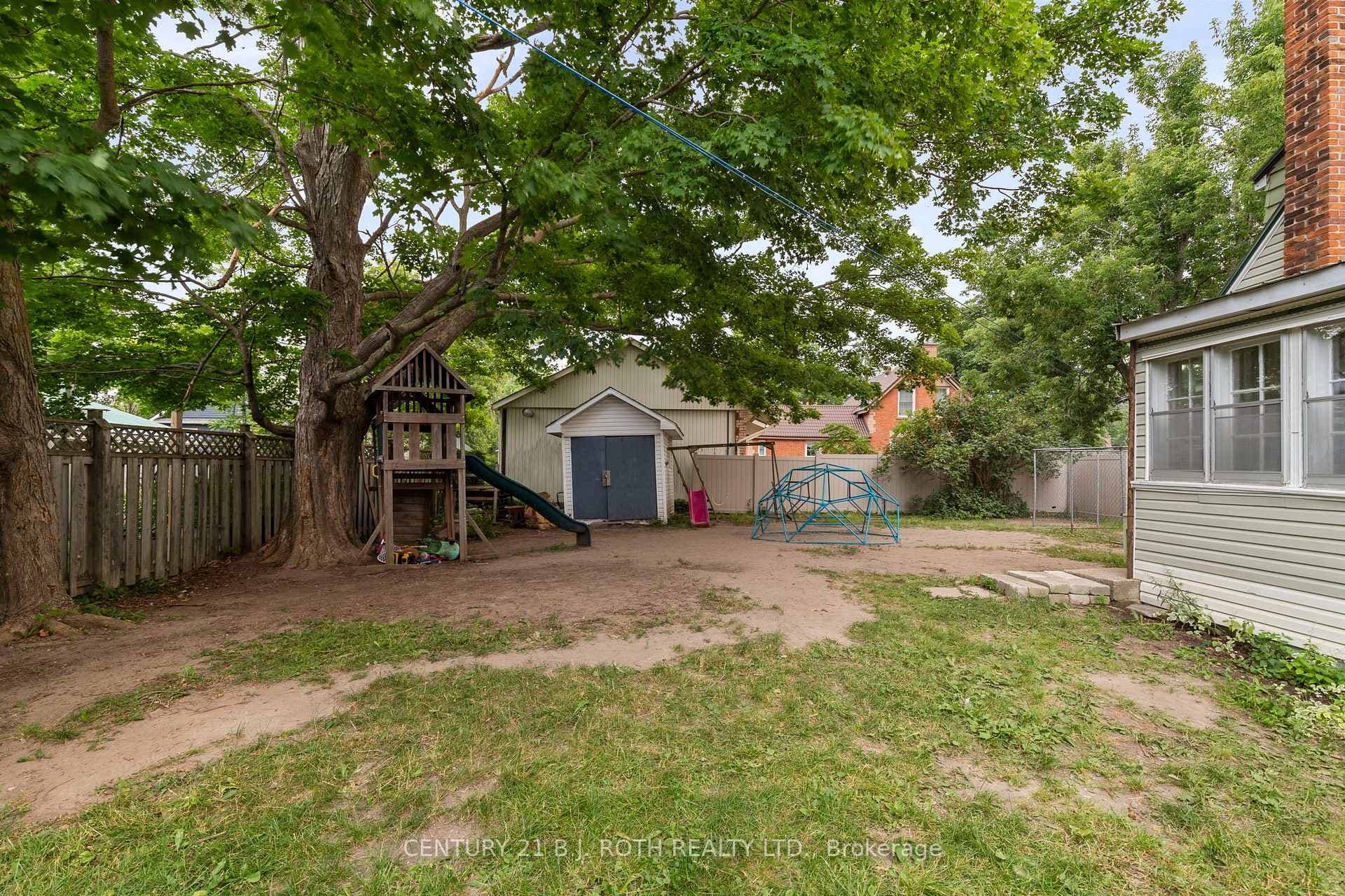 356 West Street photo 18