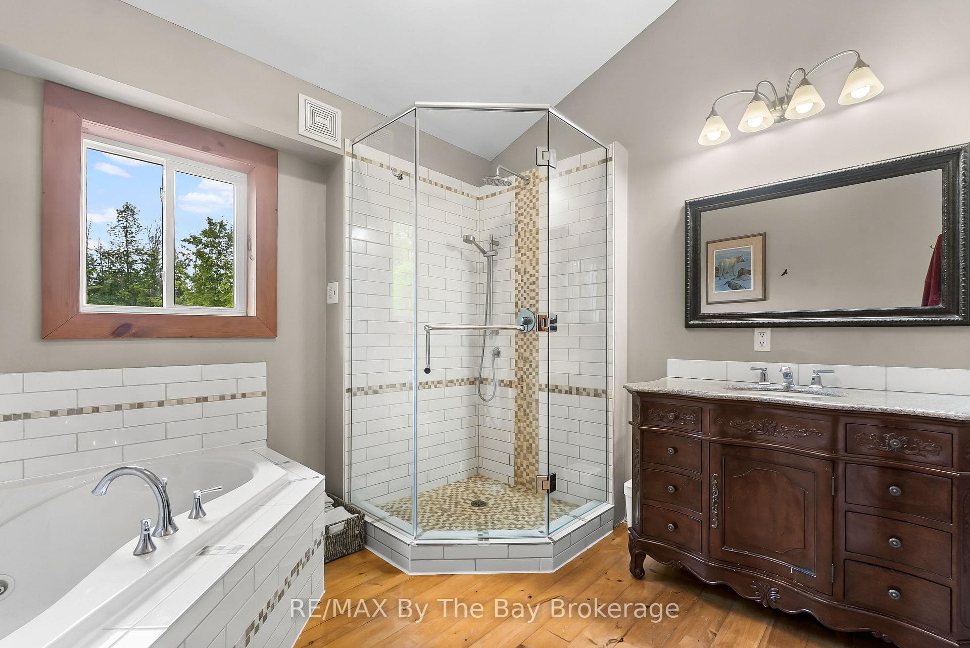 4-piece primary ensuite