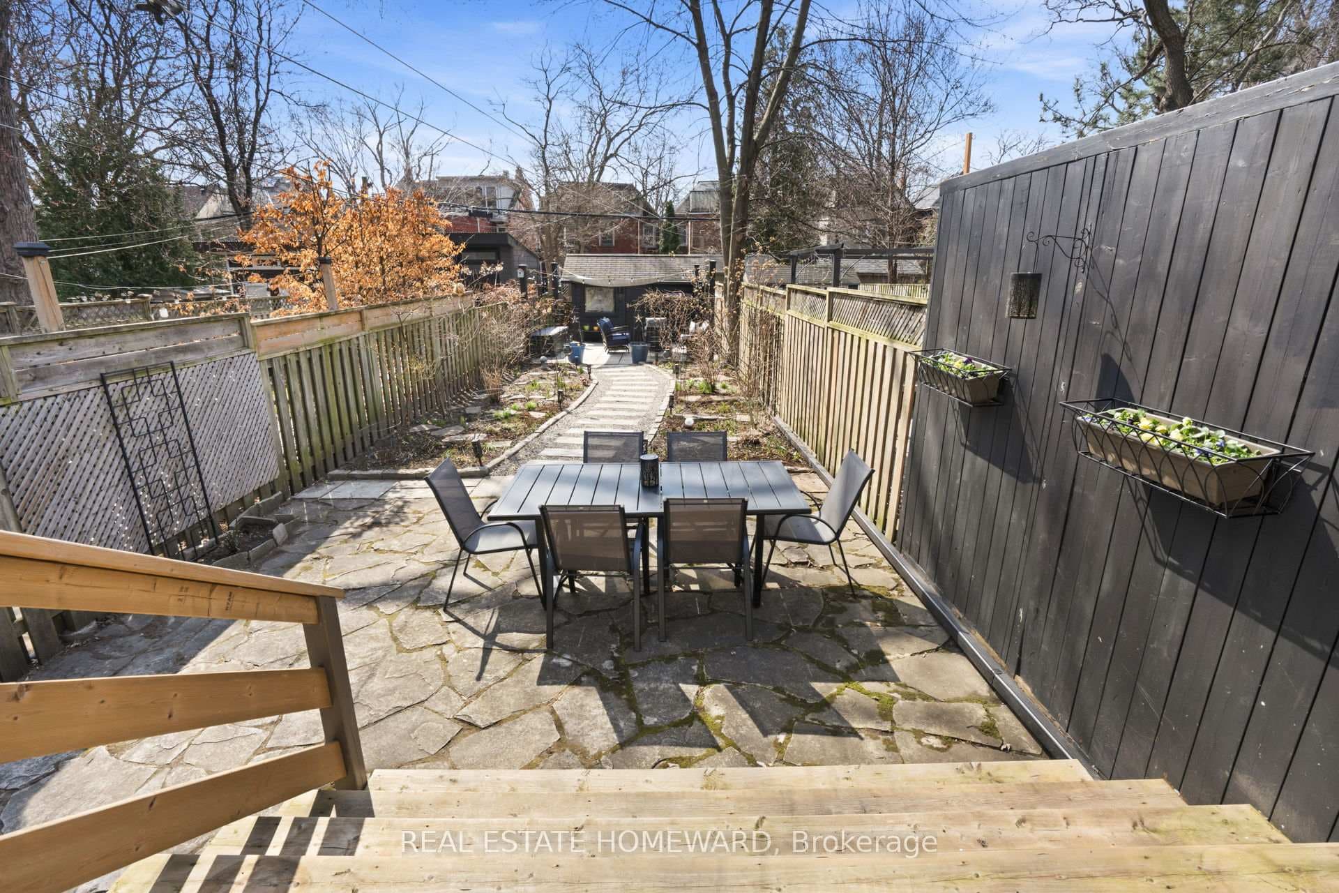 111 Withrow Avenue photo 41