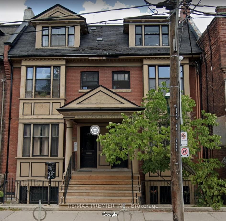196 Carlton Street Unit 3 photo 1