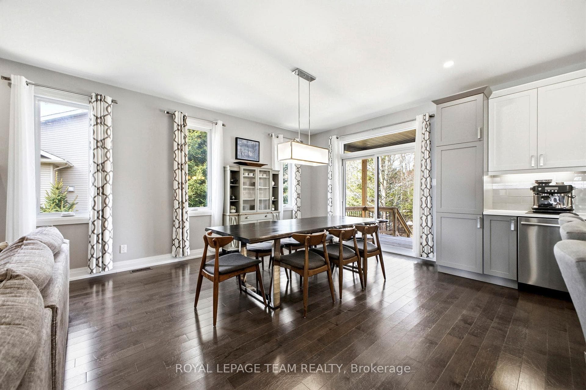 6775 Stanmore Street photo 11