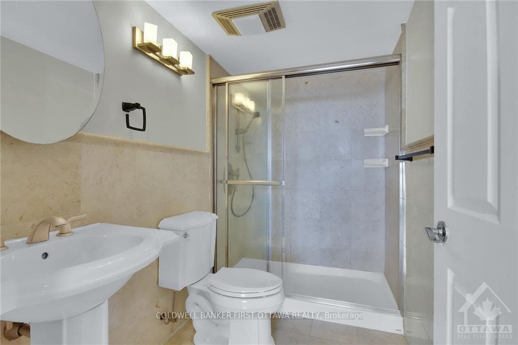 1440 HERON Road Unit 704 photo 17