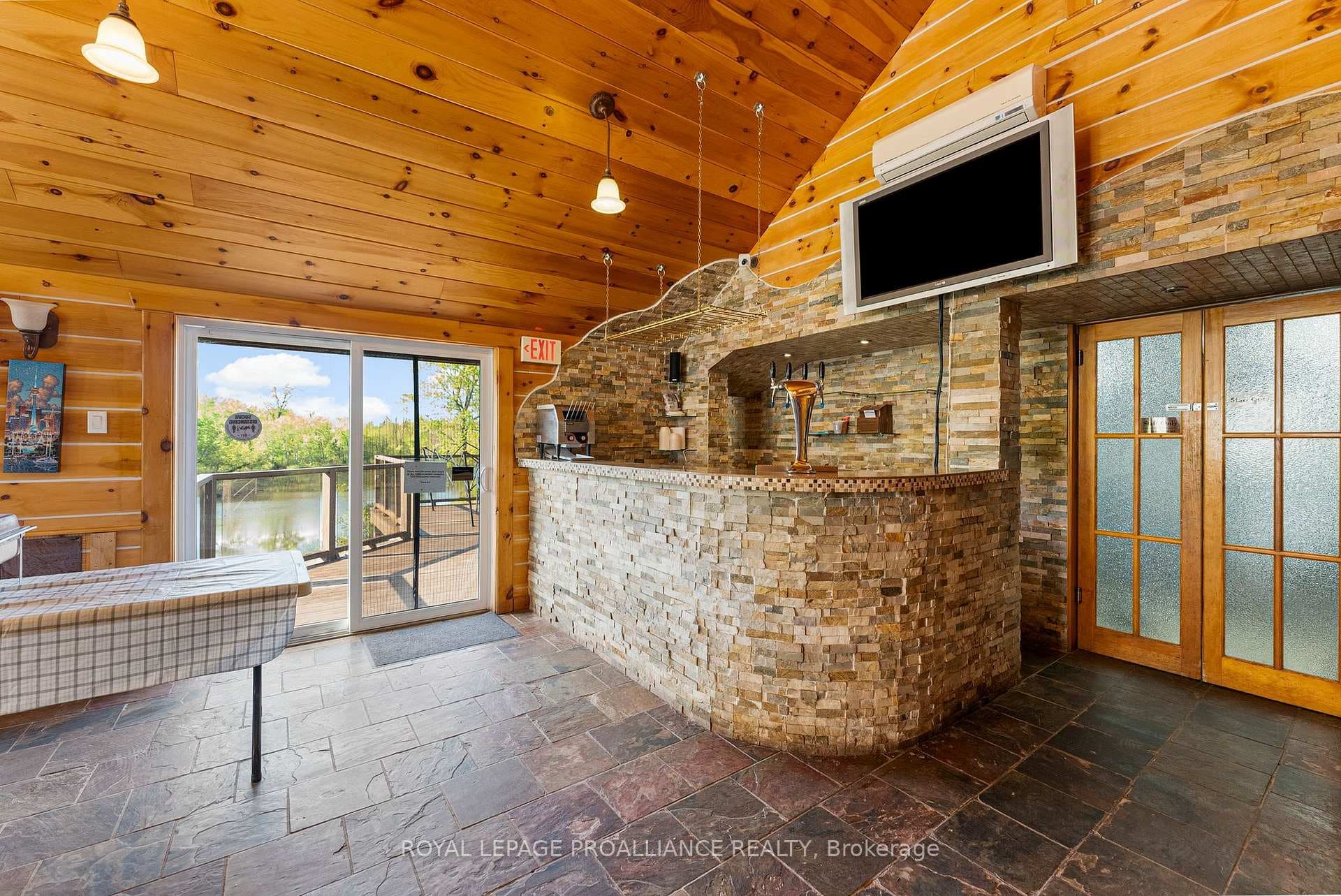 16 Beaver Creek Lane photo 10
