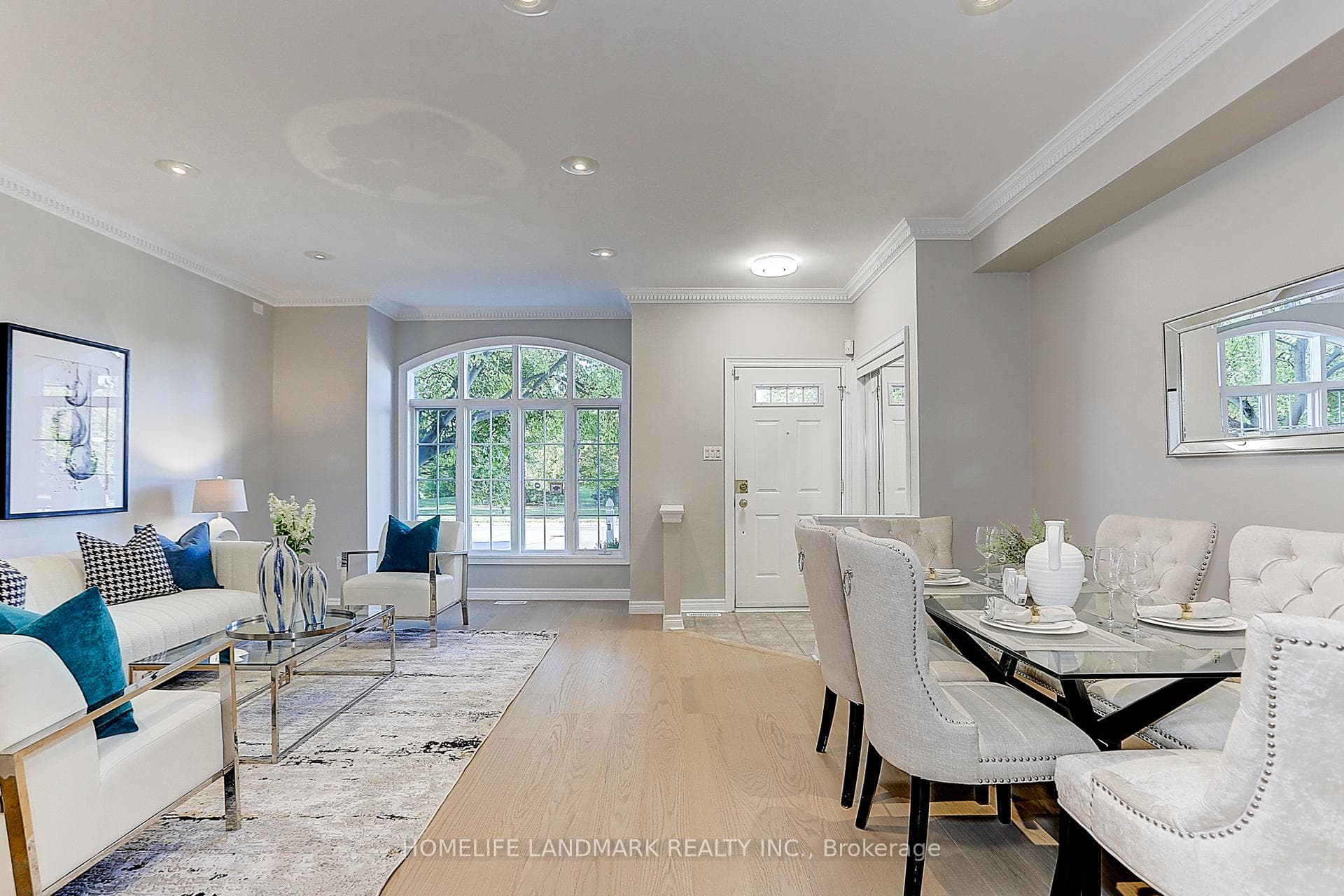 419 Bantry Avenue photo 9
