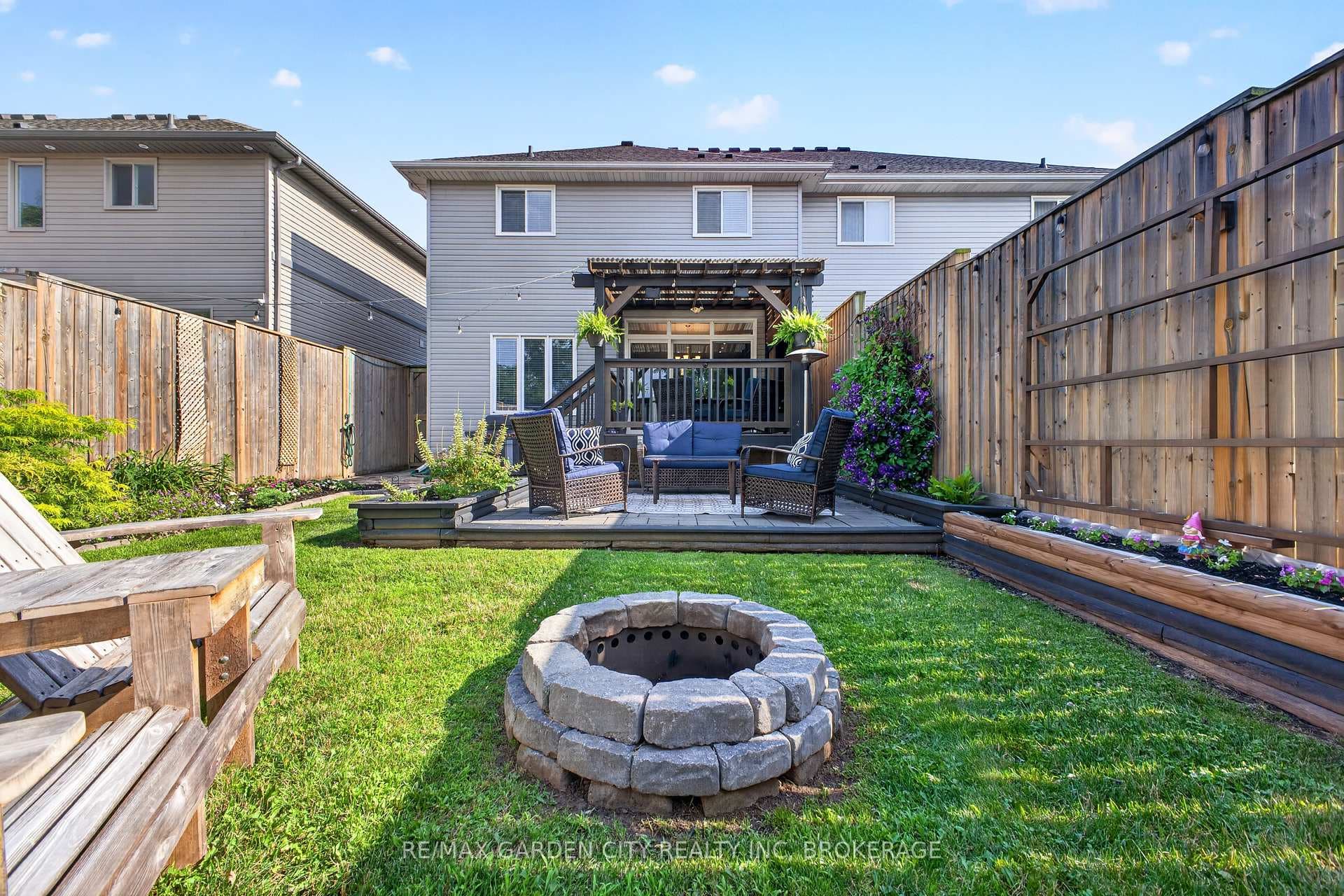 6569 Frederica Street photo 22