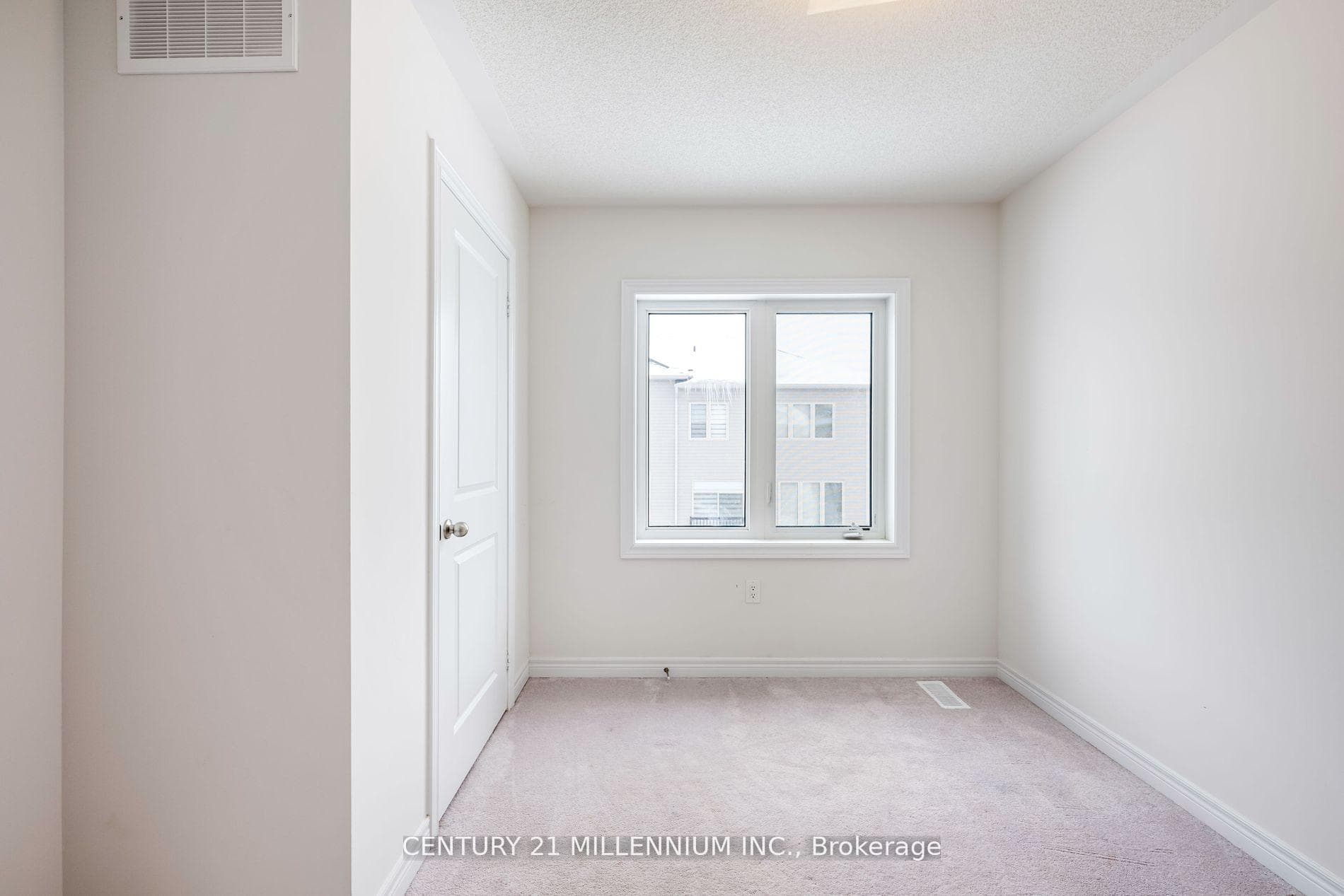 719 Potawatomi Crescent photo 33