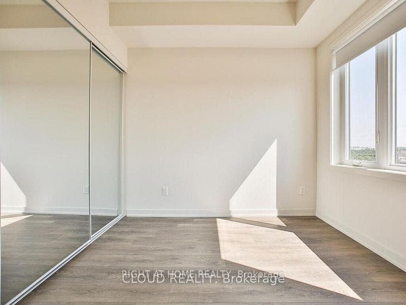 58 SKY HARBOUR Drive Unit 410 photo 25