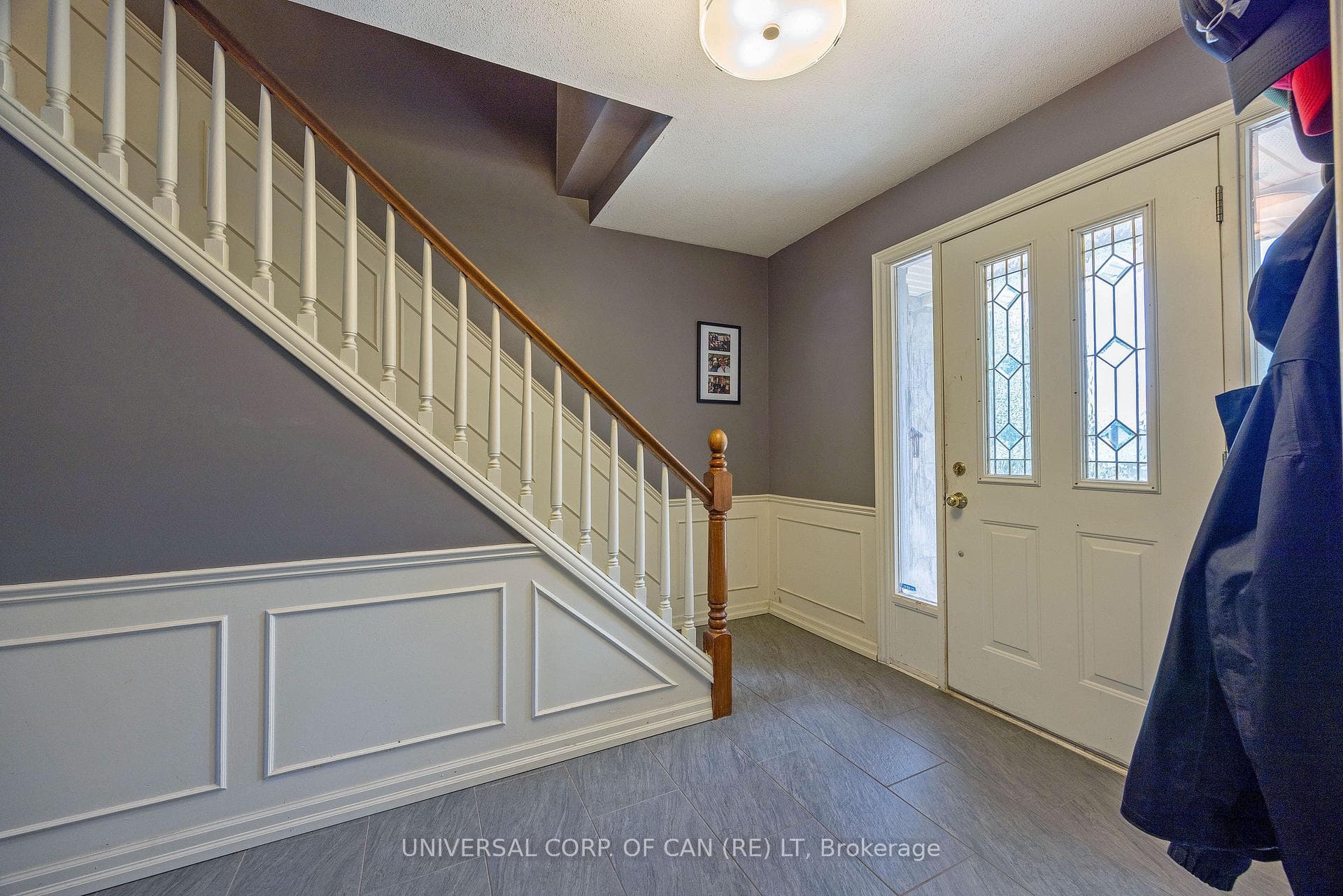 136 Hillsmount Crescent photo 7