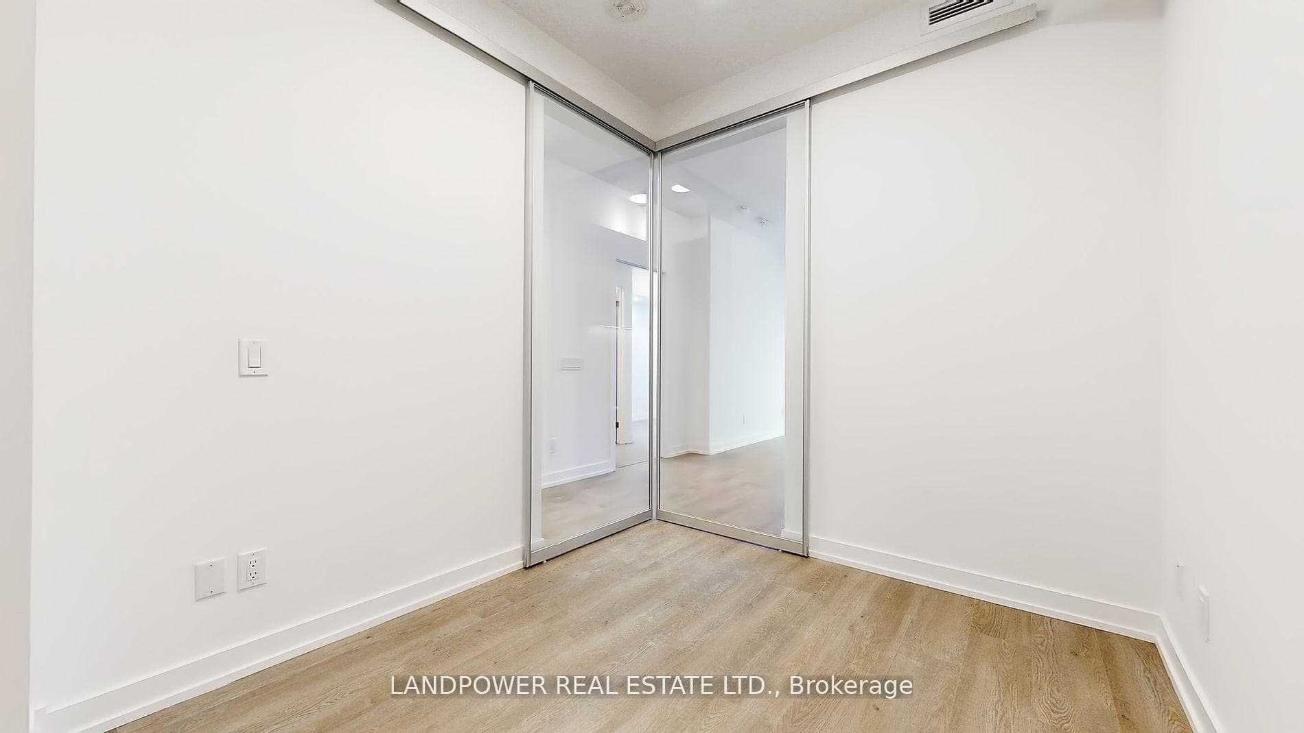 181 Sheppard Avenue Unit 502 photo 29