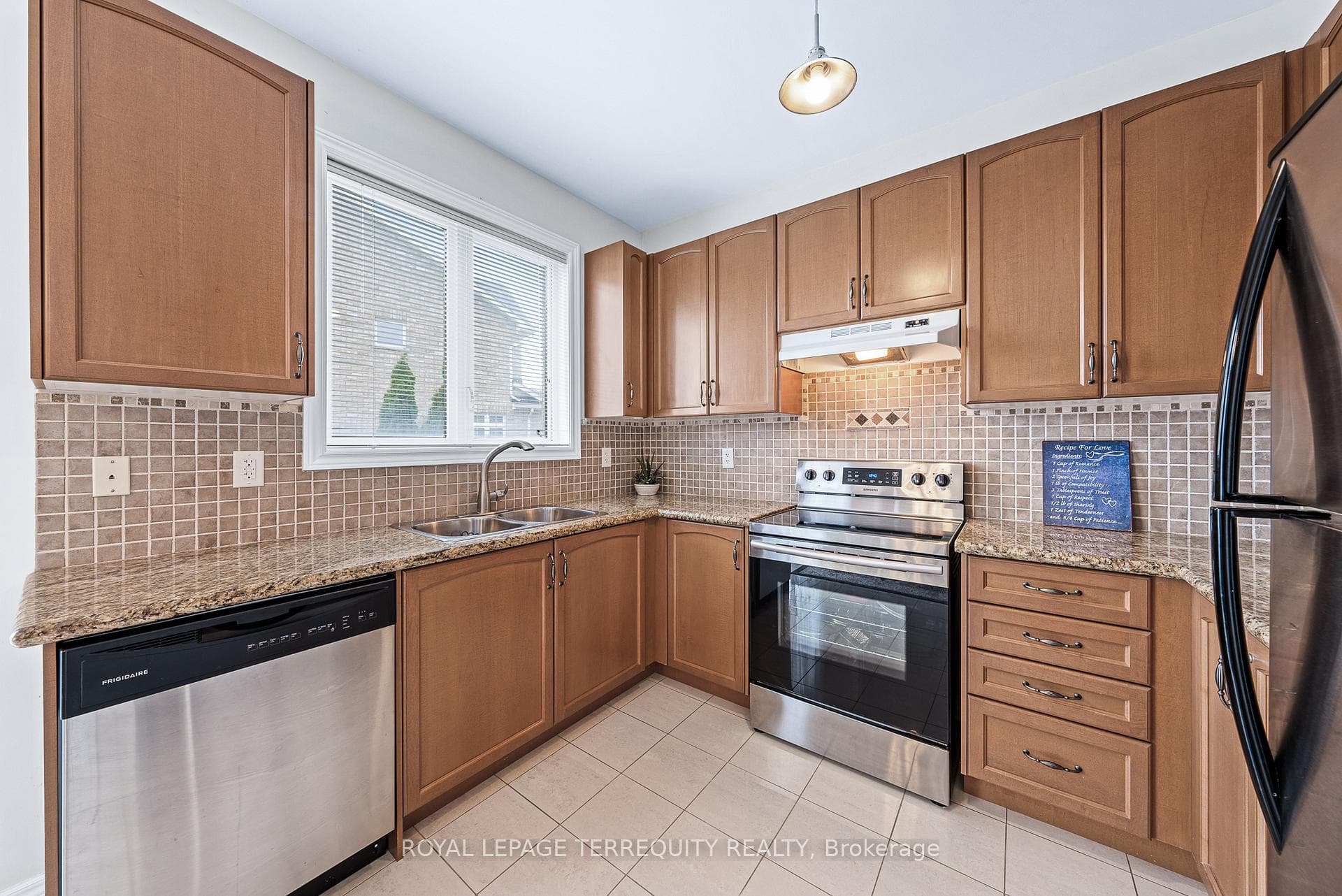 340 Williamson Road photo 18