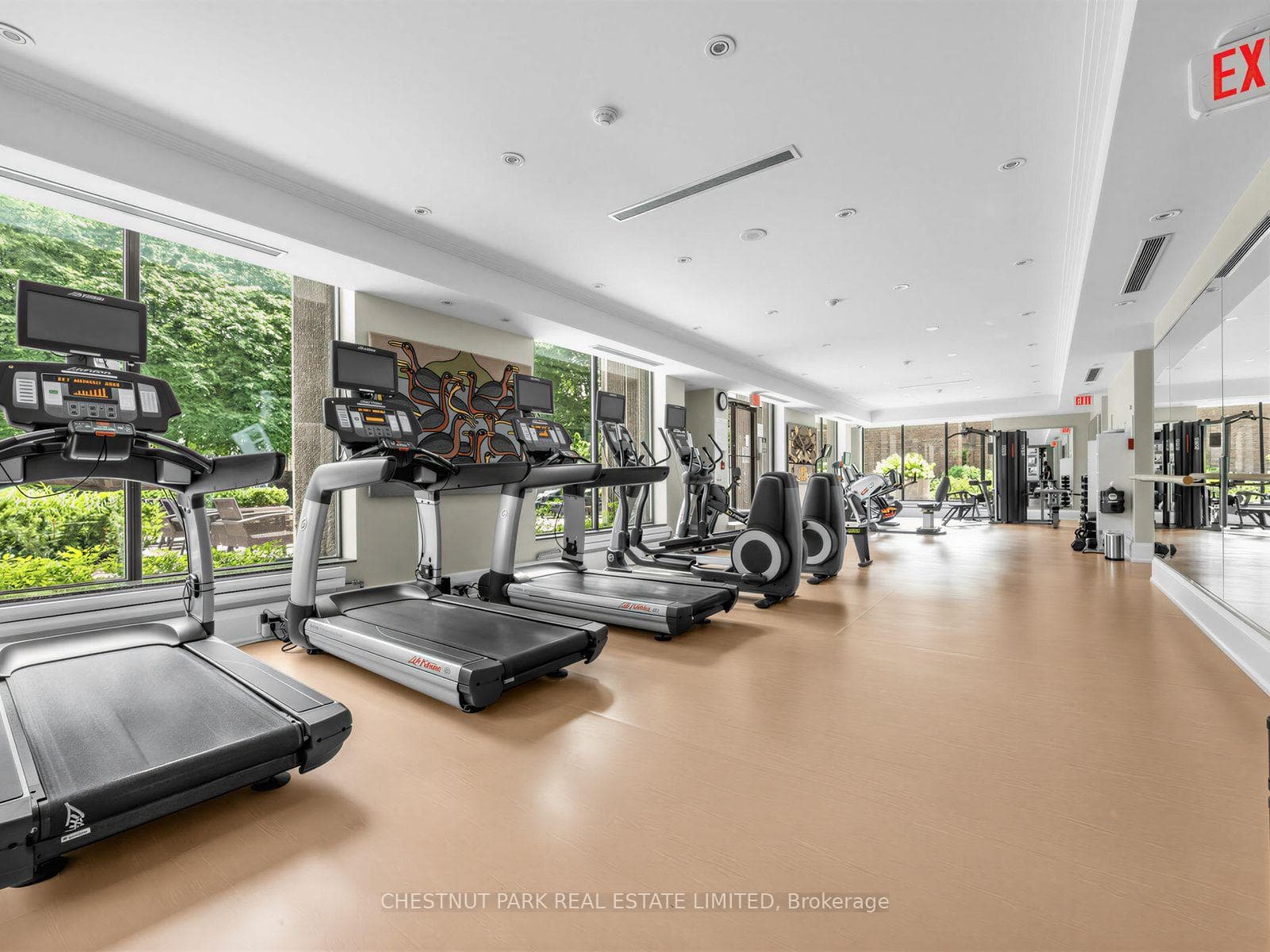 625 Avenue Road Unit 304 photo 23