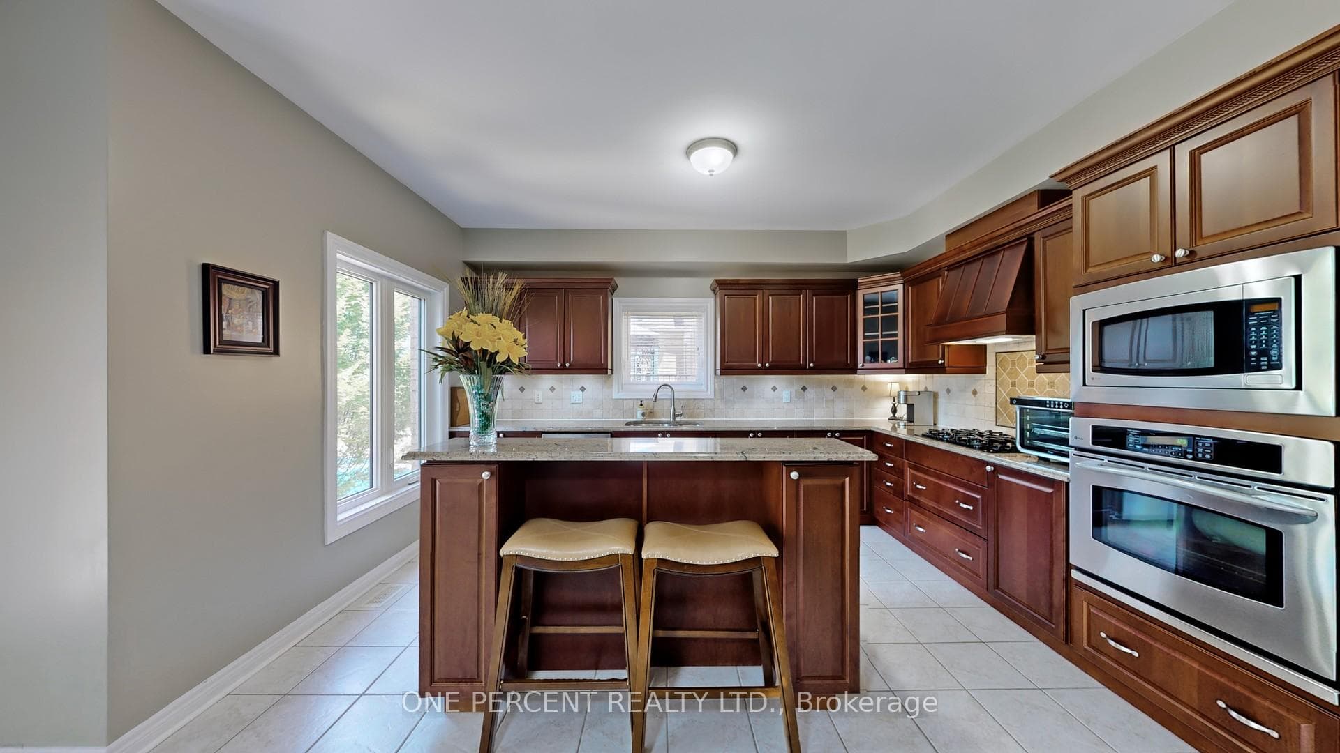 82 Abbyview Drive photo 5