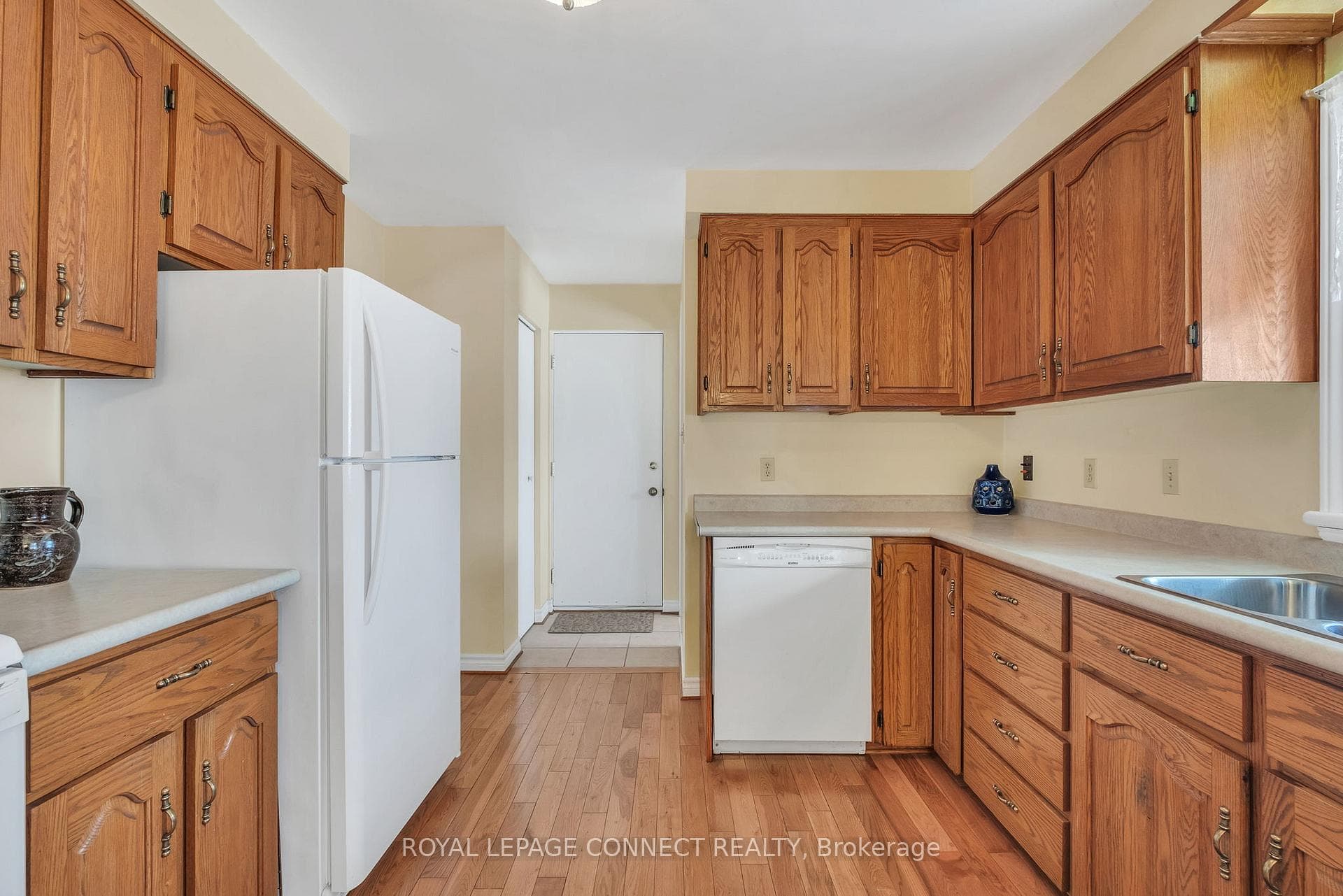 2674 Theatre Road photo 14