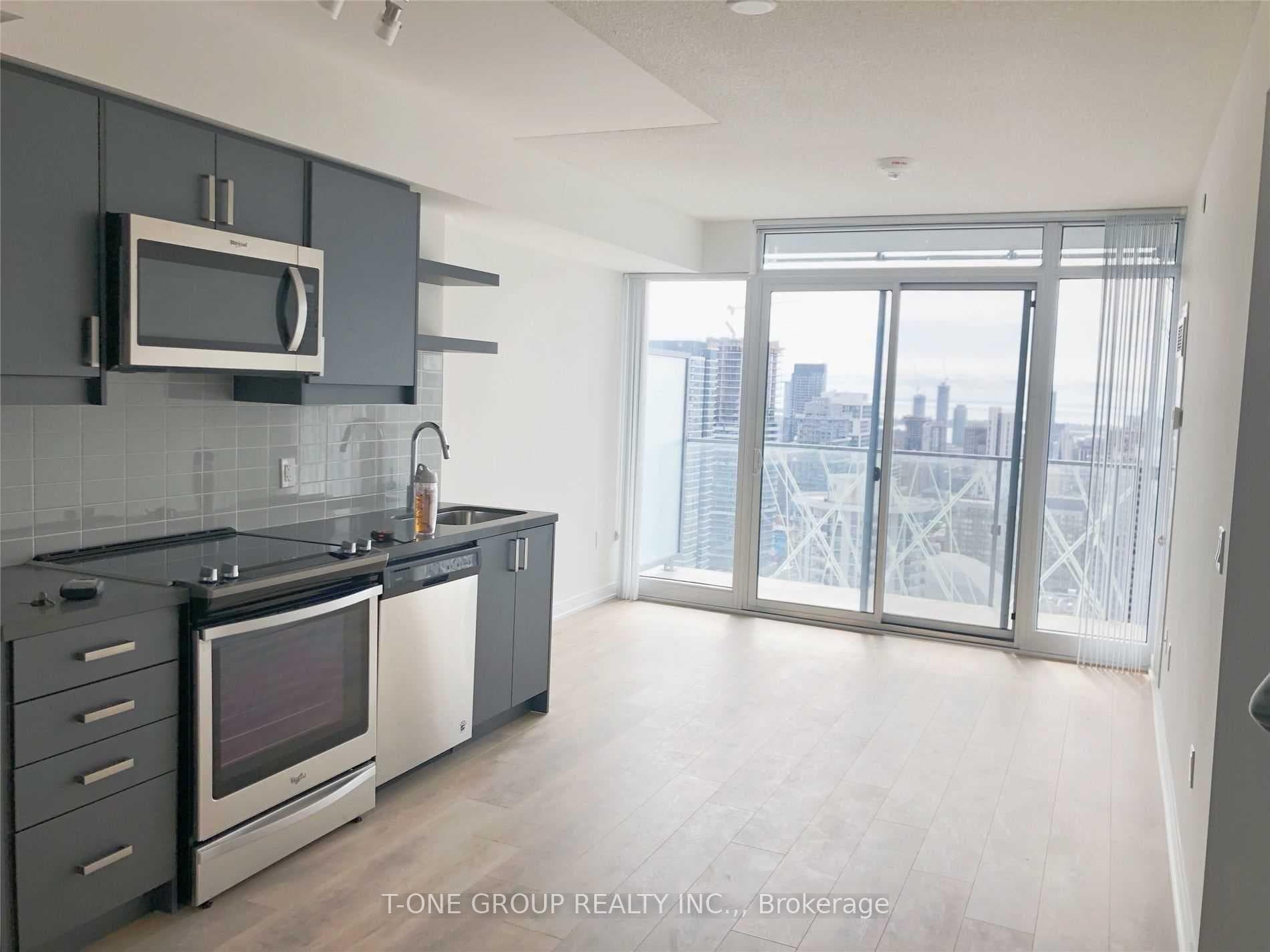 50 Wellesley Street Unit 3909 photo 1