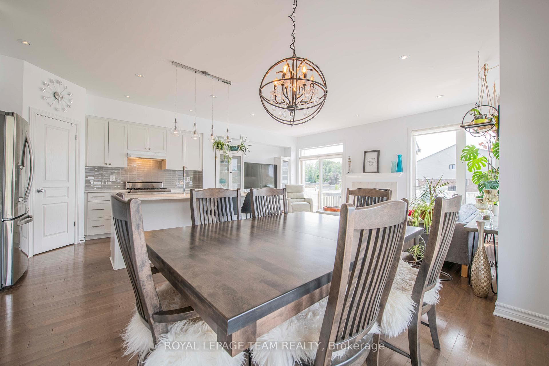 500 Grand Tully Way photo 4